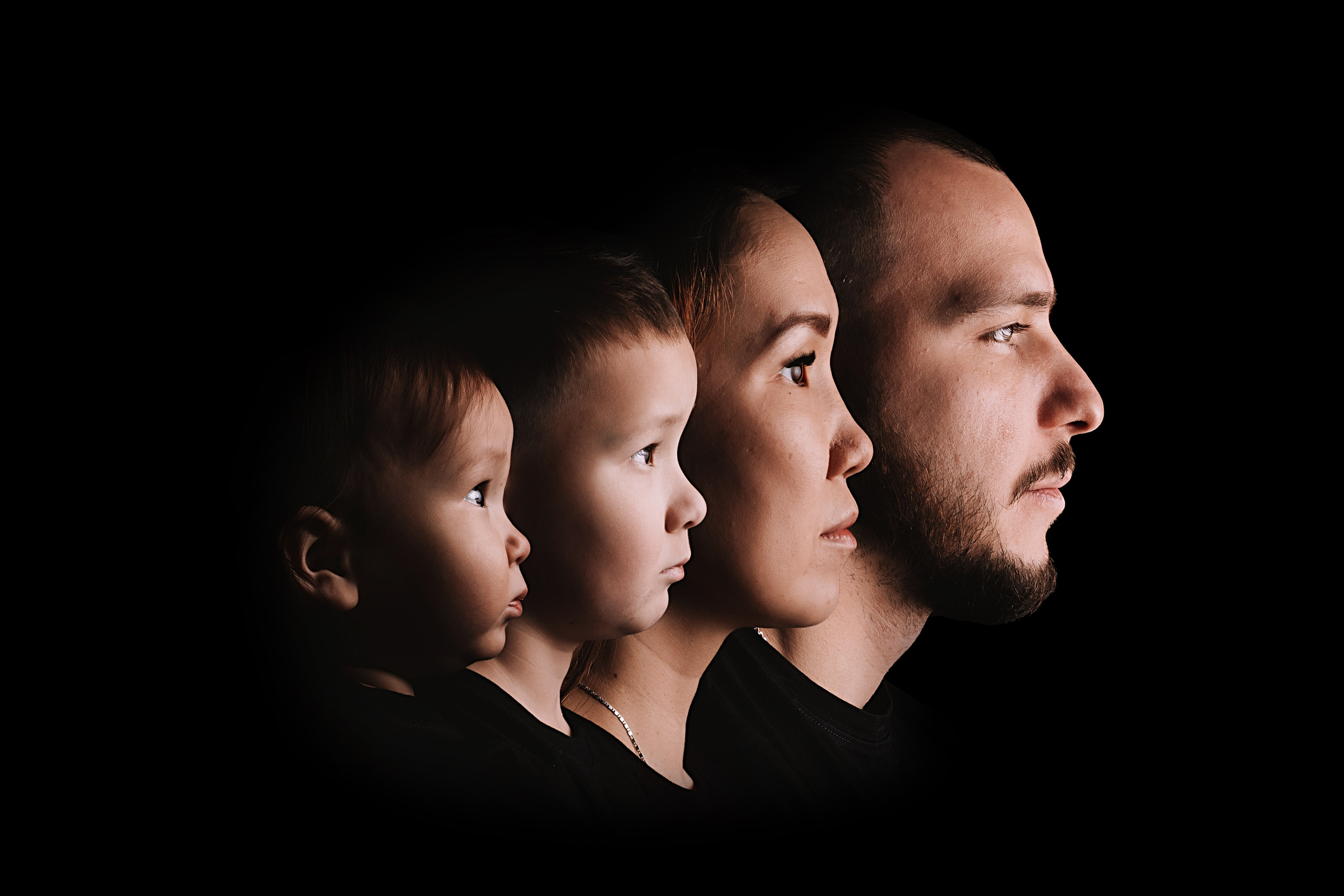 Профили. Семейный фотограф Тюмень, фотограф на роды Салмина Мария