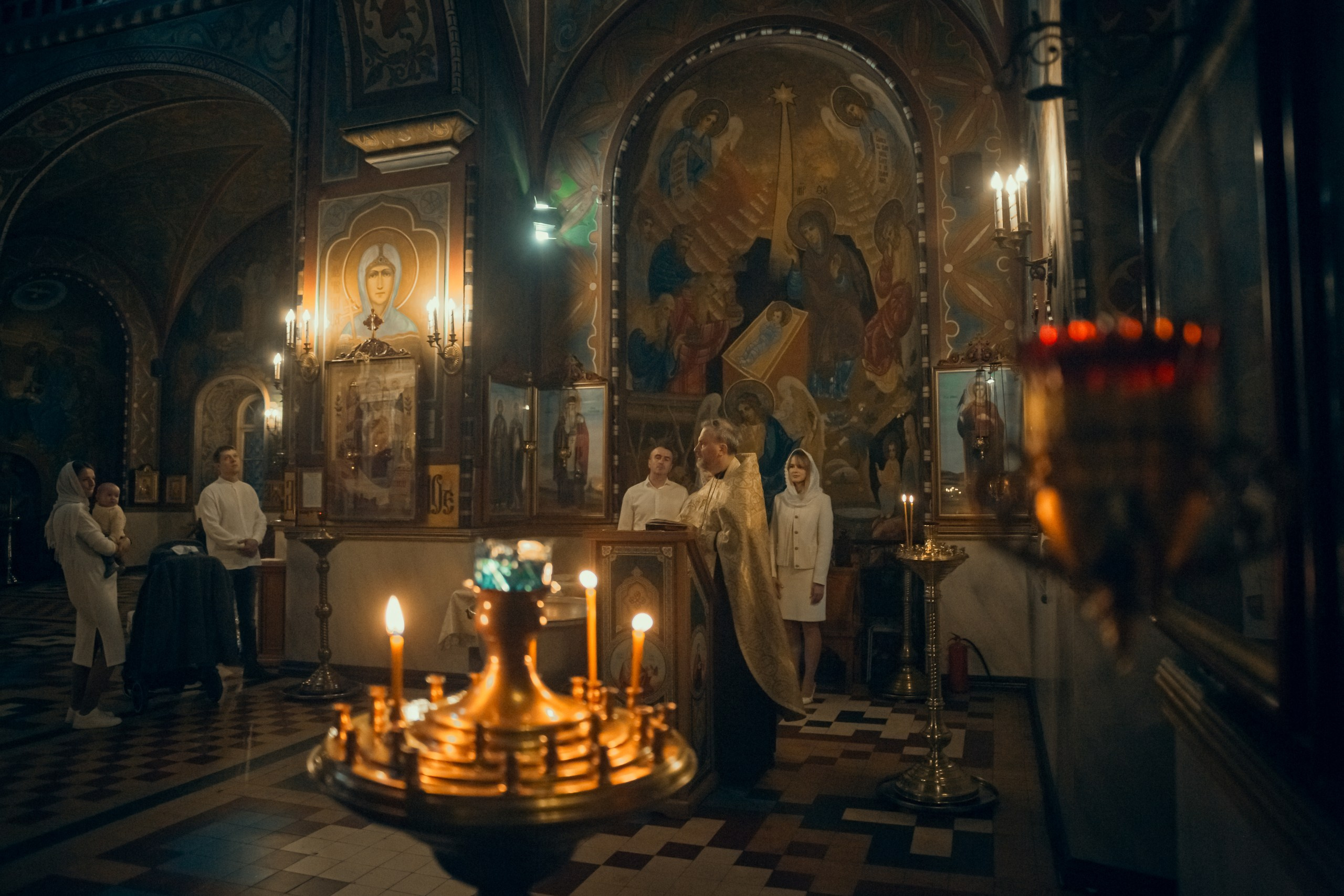 Собор святых апостолов Петра и Павла в Петергофе. Детский и семейный фотограф в Санкт-Петербурге Светлана Тарасова