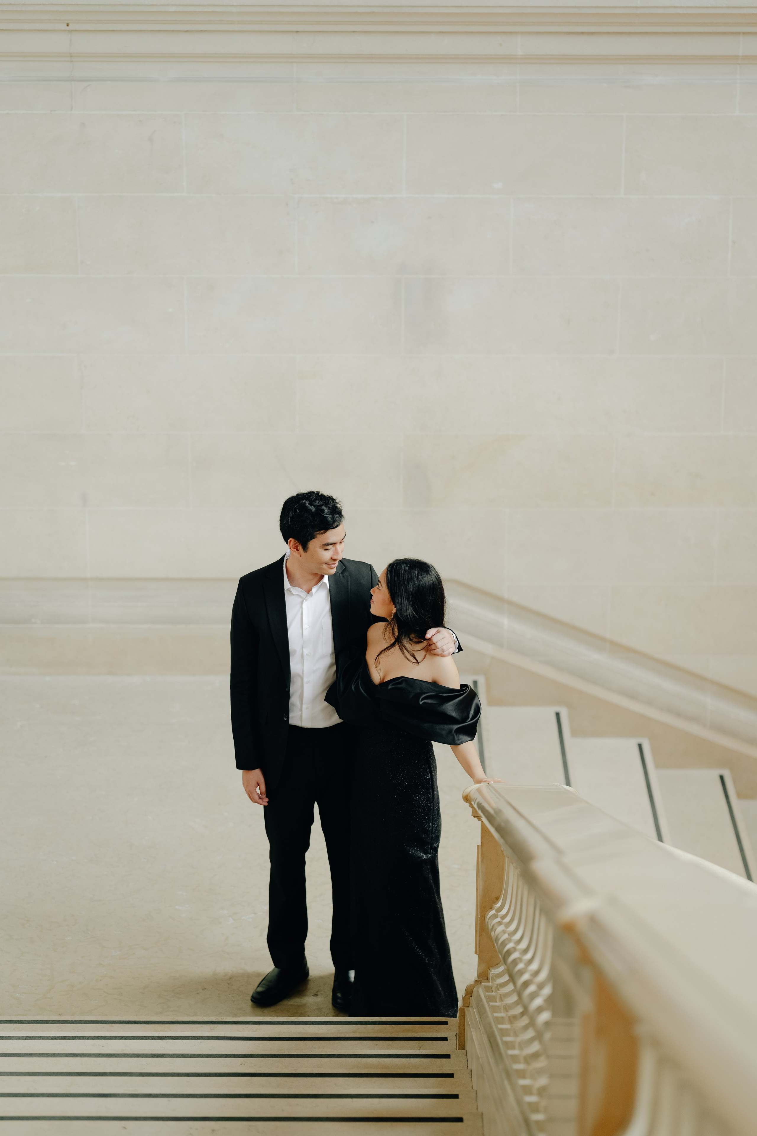 Fifi & Shamil | The Museum of Art. Профессиональный свадебный фотограф в Женеве и Швейцарии | Таня Вовчецкая
