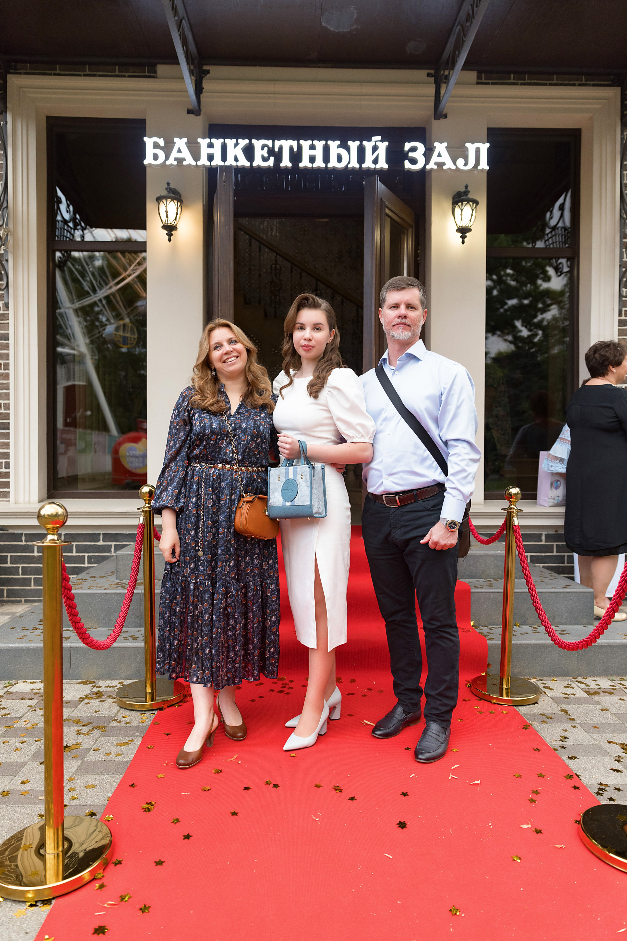 11 класс 48 лицей. Фотограф и Видеограф в Краснодаре Юлия Солодченко