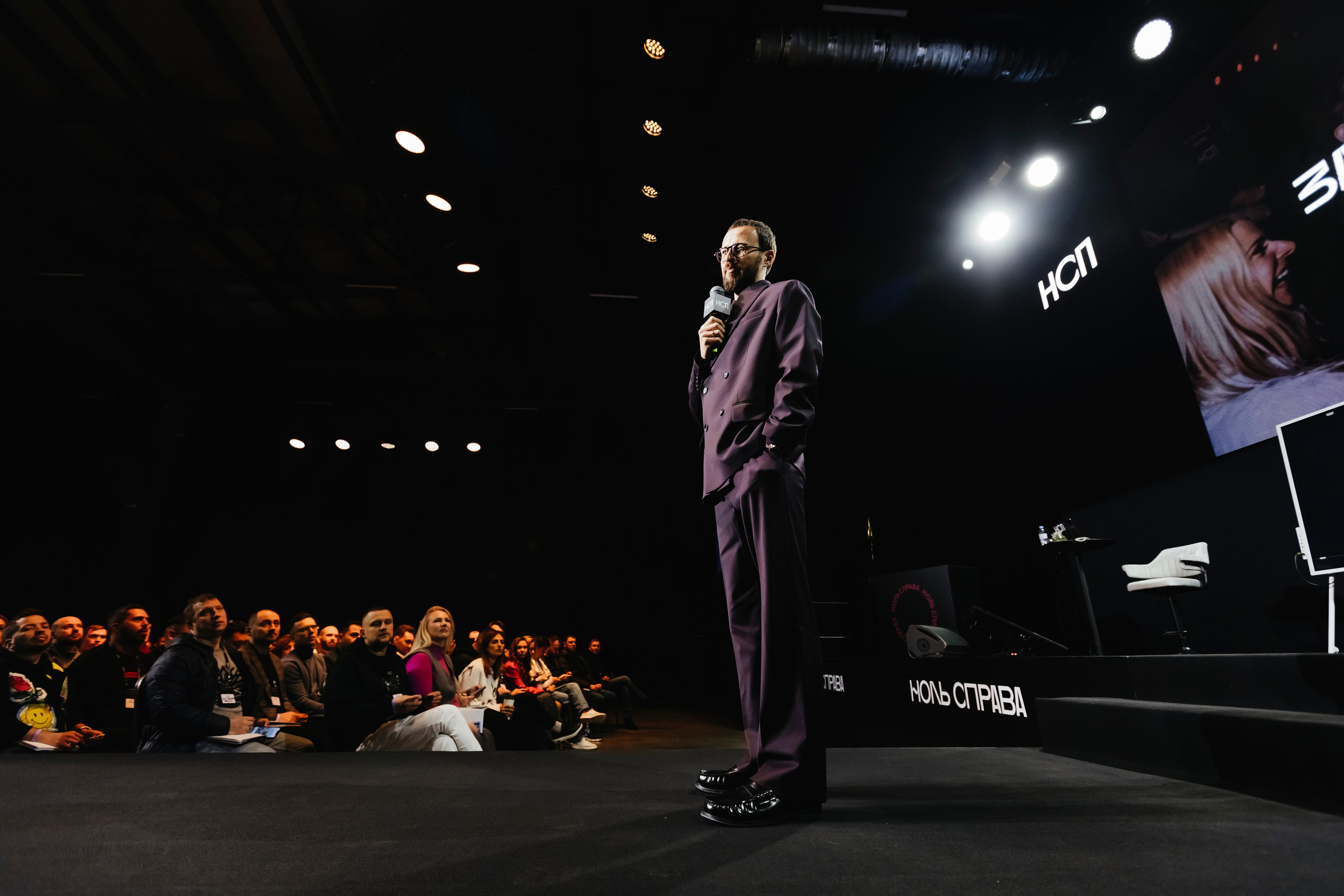 Михаил Гребенюк НСП. Репортажный, event, концертный и backstage фотограф из Москвы Виталий Кривцов