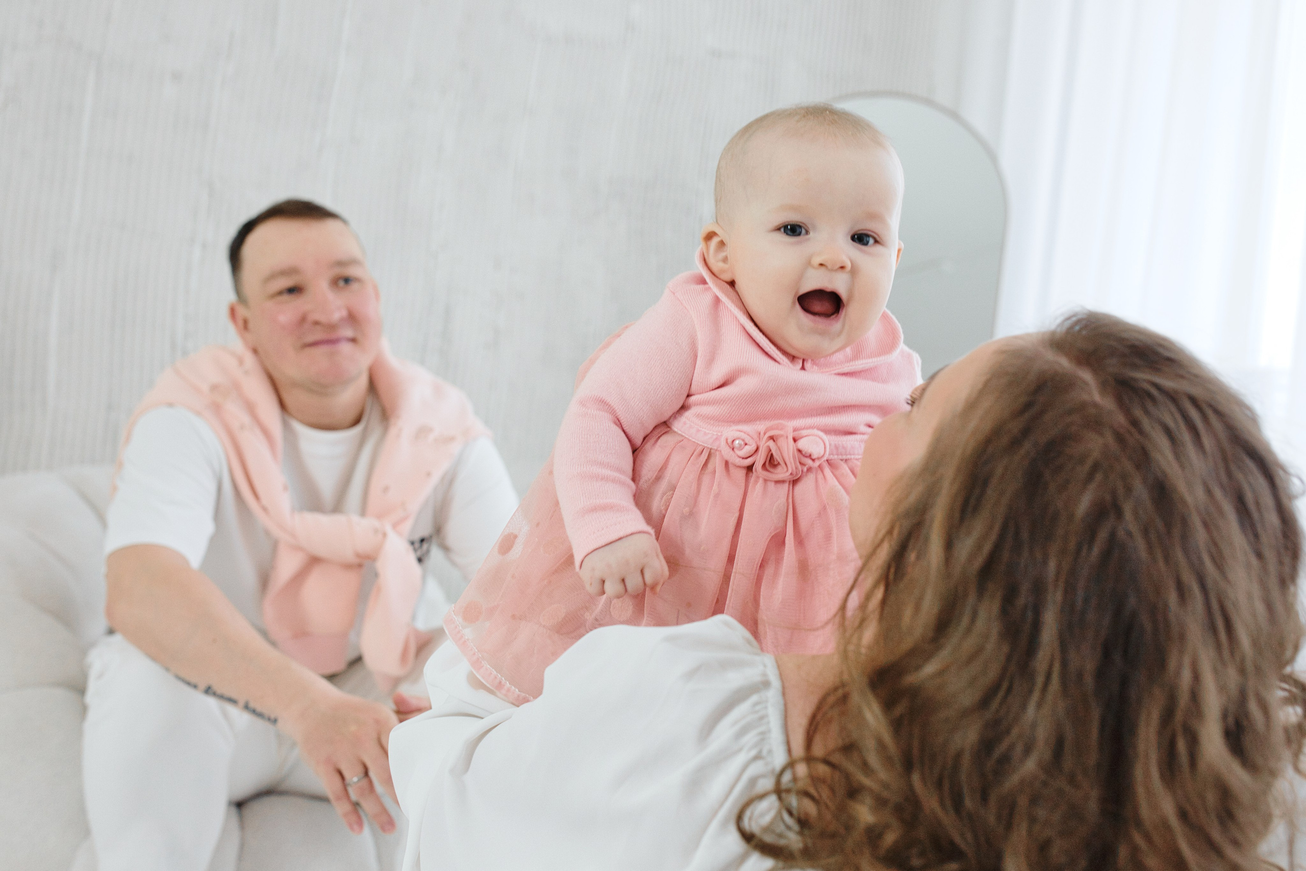 Нина с родителями. Портретный, свадебный, репортажный фотограф во Владивостоке Юлиана Джули Фокс