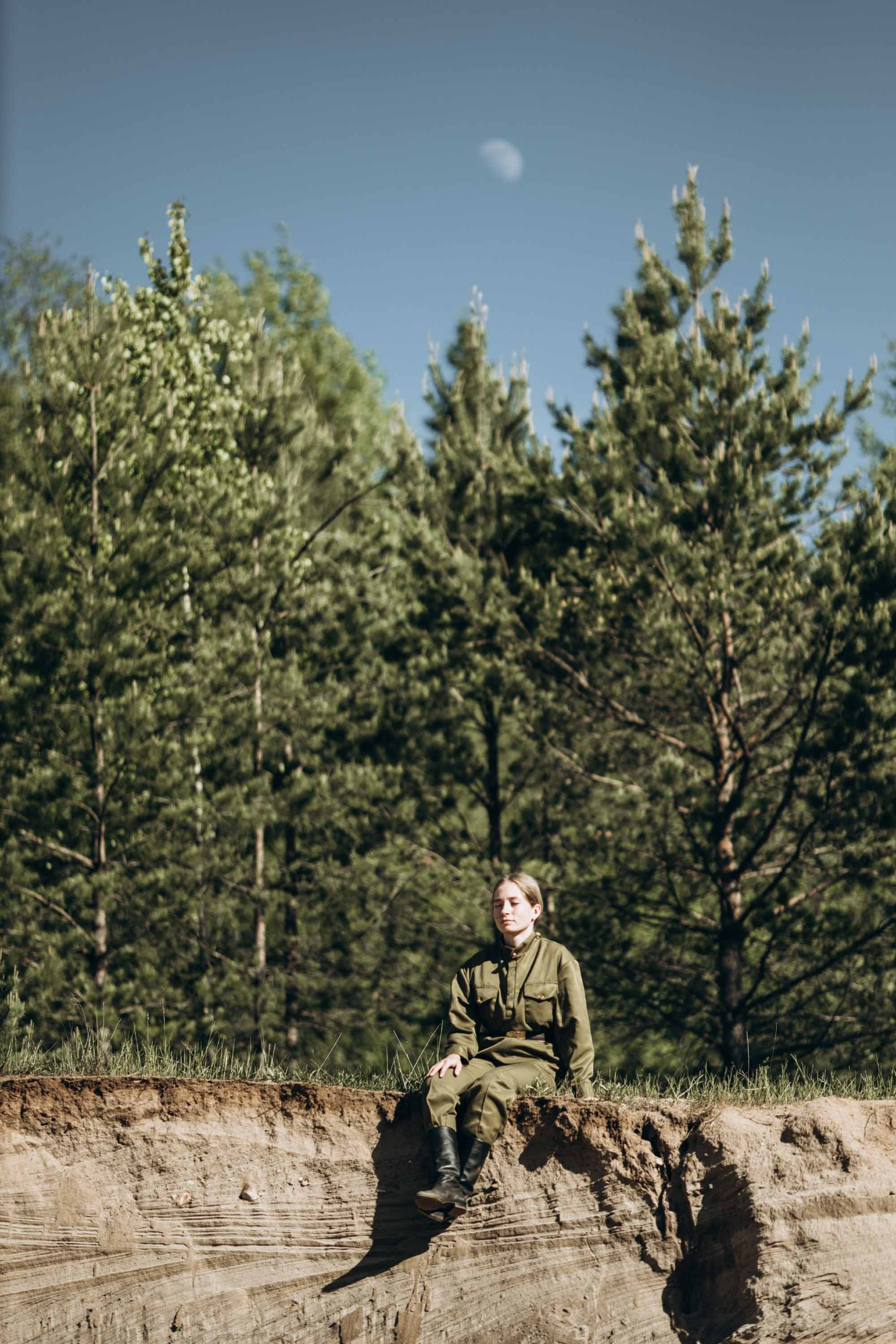 Девушка в форме. Наталия Клевинскас портретный фотограф в Костроме
