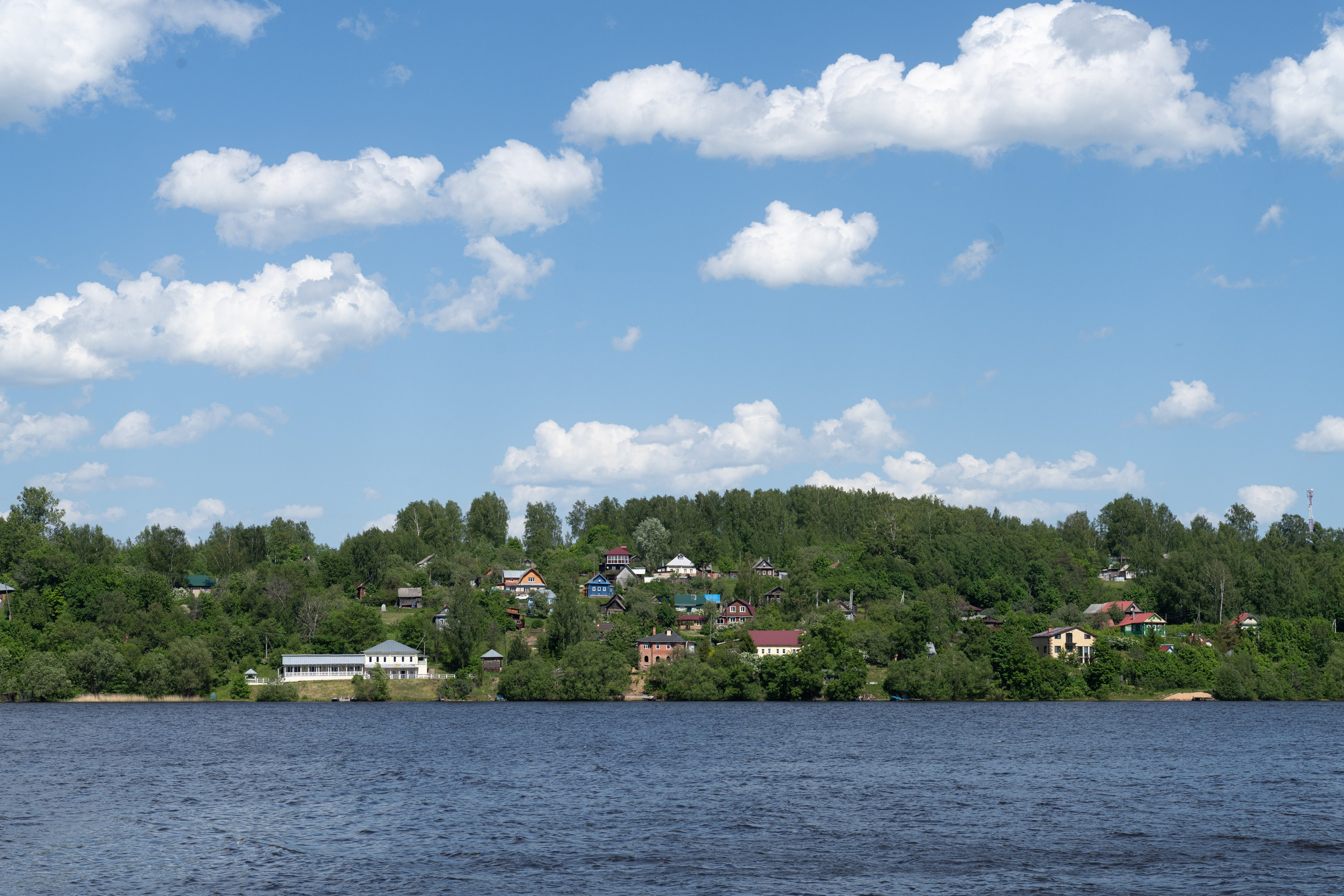 Плёс. ПОБУДЬ ЗДЕСЬ И ЦЕЛЕЕ БУДЕТ ЭТОТ МИР