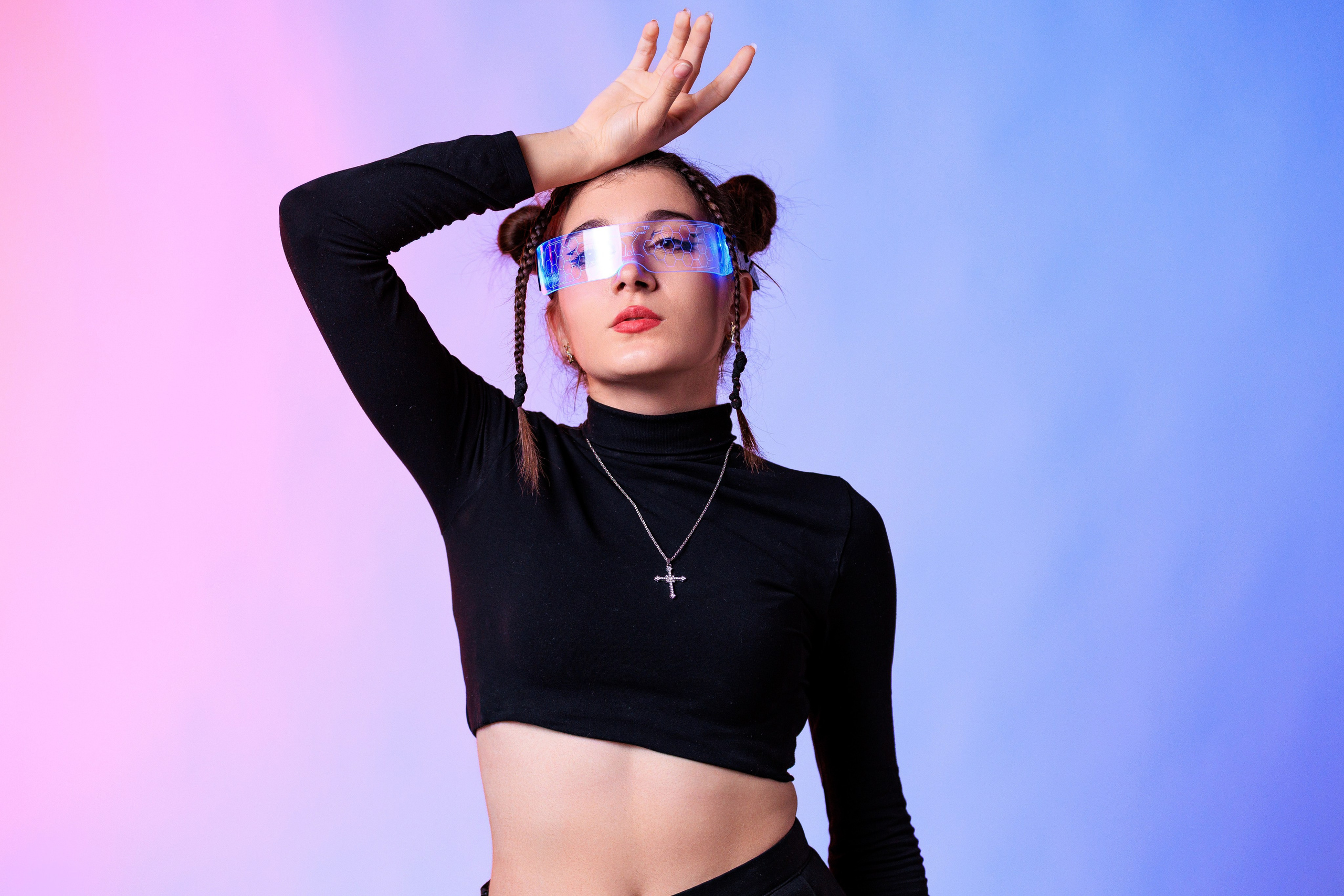 Смотреть фотки в фотостудии. Выпускные альбомы Геленджик, Новороссийск, Краснодар, Туапсе