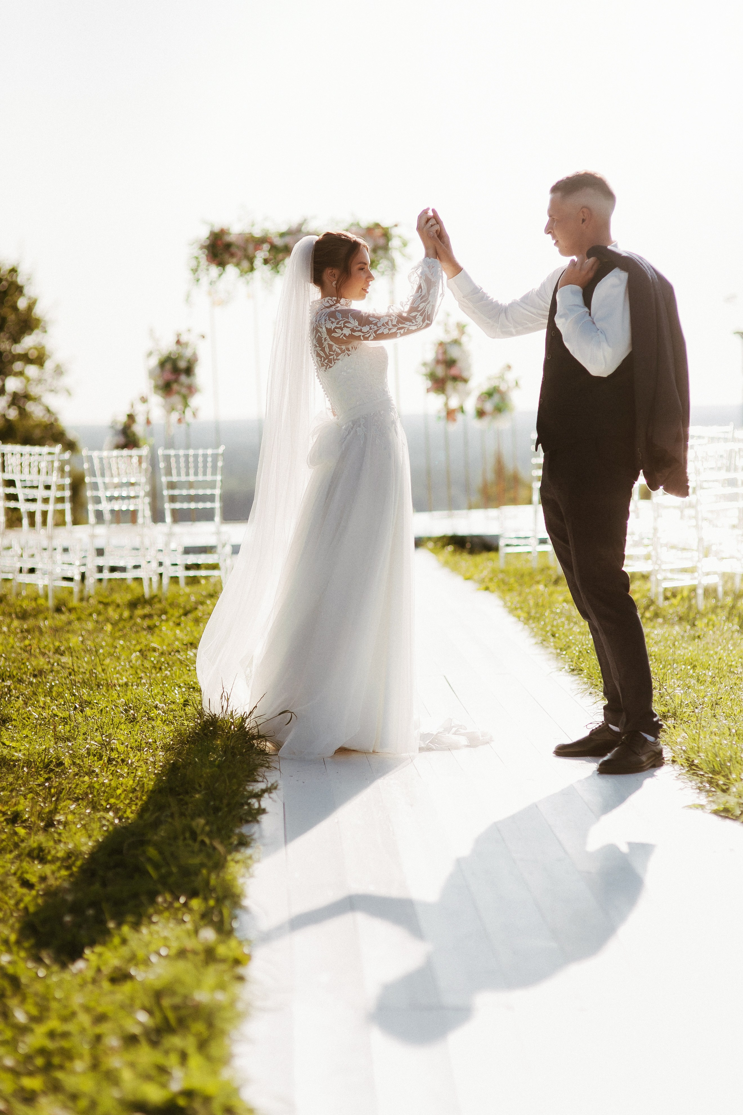 Выездная регистрация свадьбы влюбленных. Свадебный и репортажный фотограф в Ярославле и Санкт-Петербурге Роман Микрюков