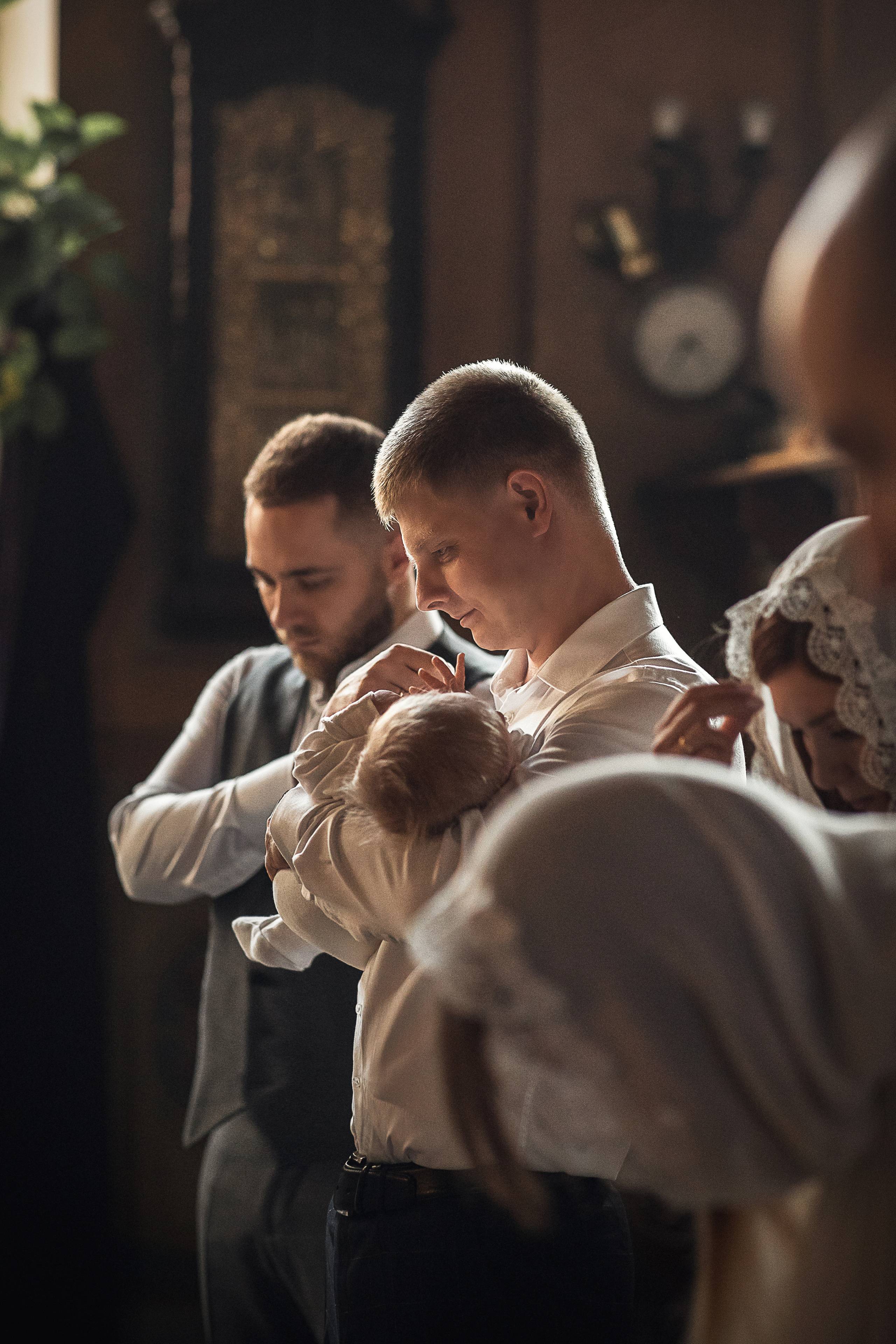 фотограф на крещение фотограф крещения крестин крестик купель Москва