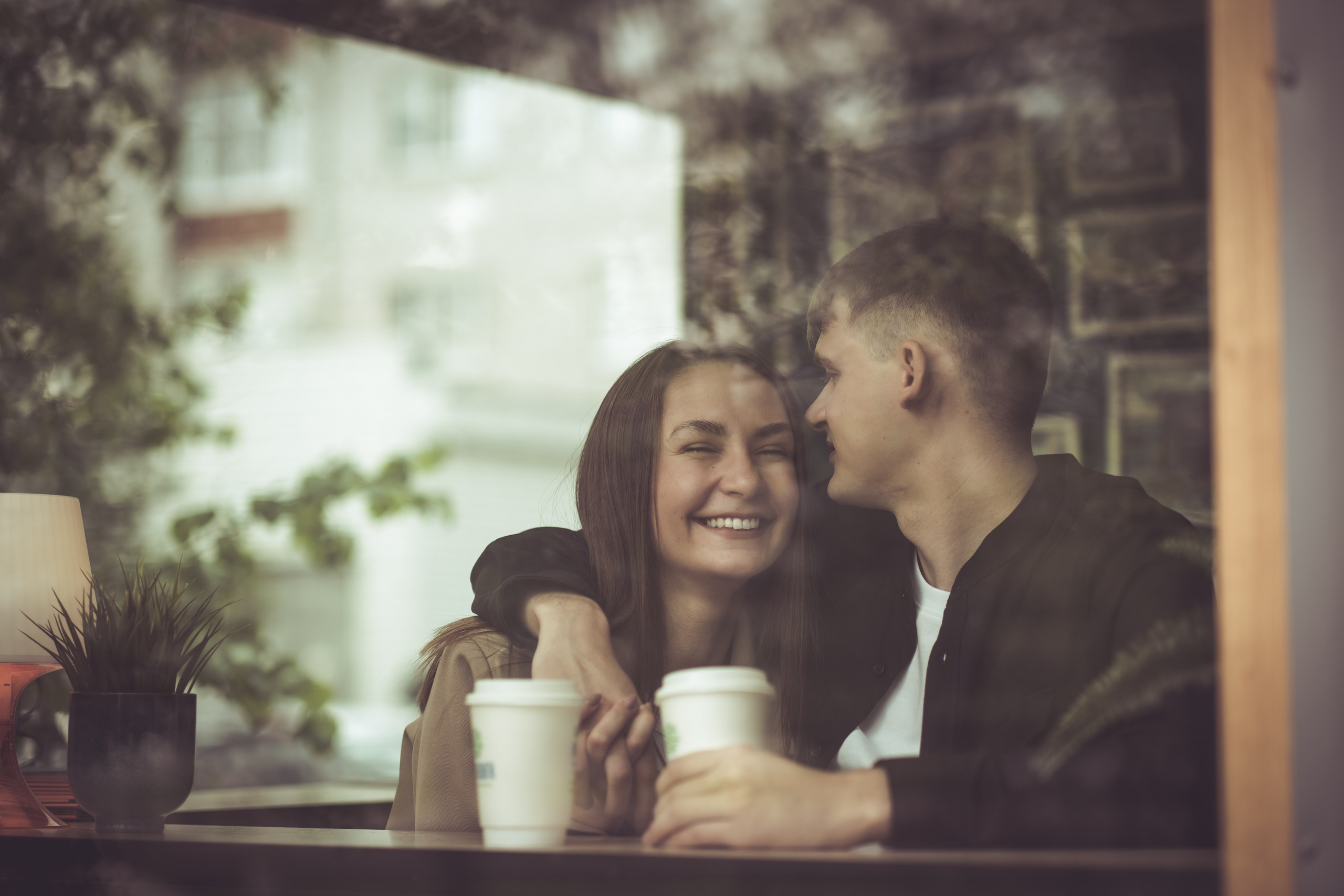 Love-story Даша и Кирилл. Фотограф Елена Дегтярева. Семейная, детская и школьная фотография в Тюмени. Яркие и живые снимки, которые сохранят историю вашей семьи