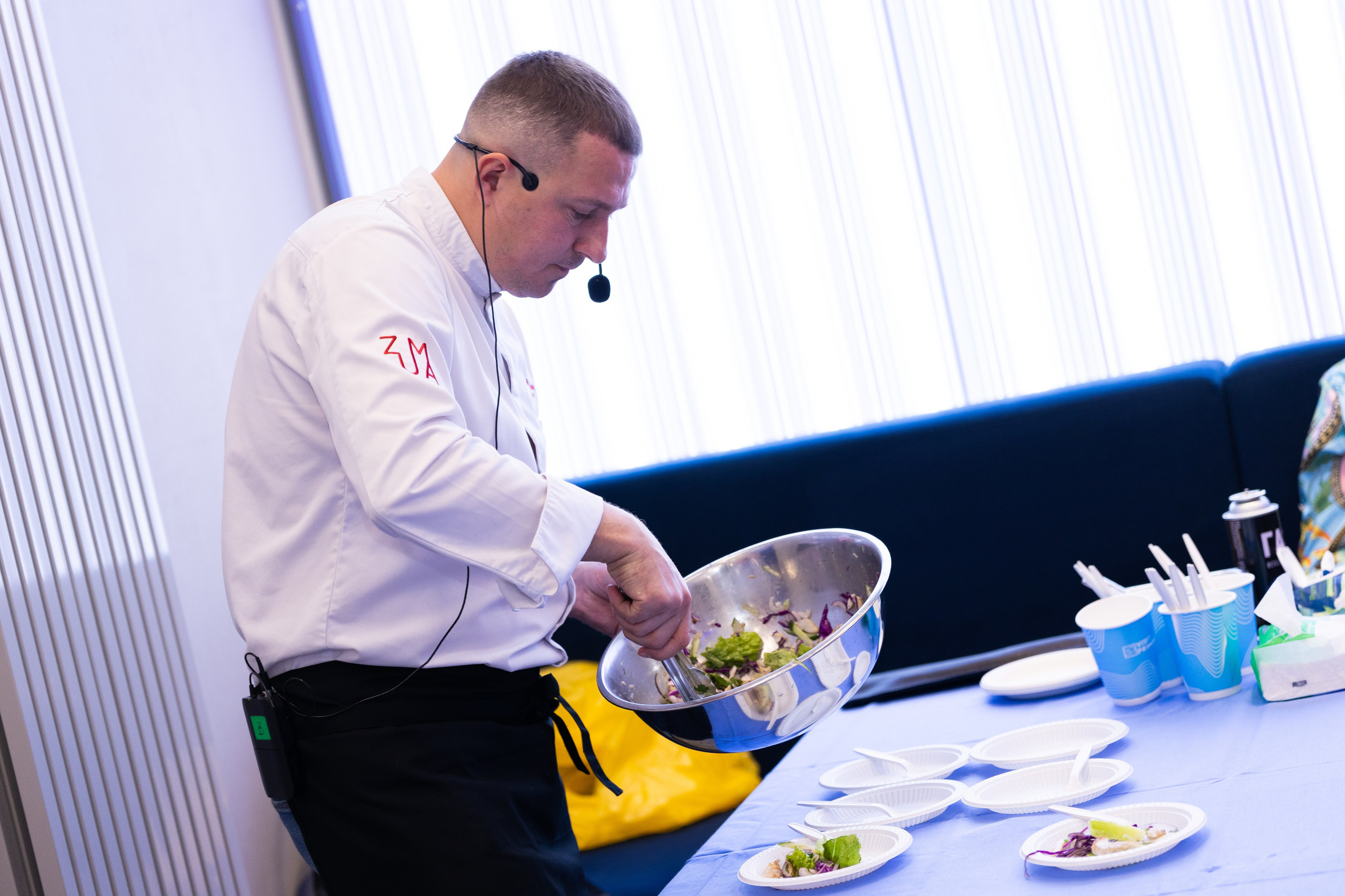 День народного единства в Национальном центре Россия. Олег Катакинов| Репортажный фотограф в городе у моря (Владивосток)