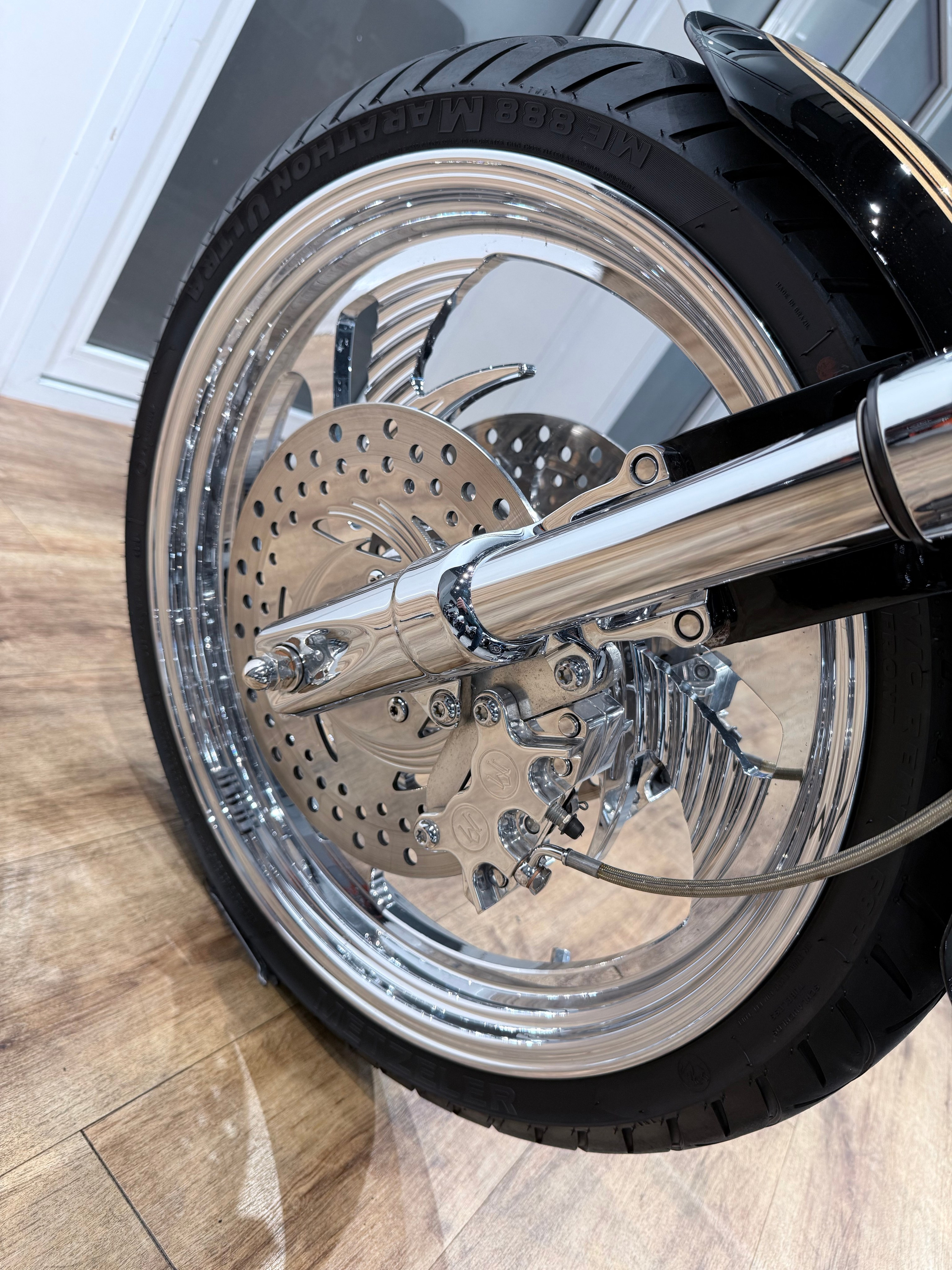 Breakout Custom. Hello Davidson, Москва. Только хорошие мотоциклы…