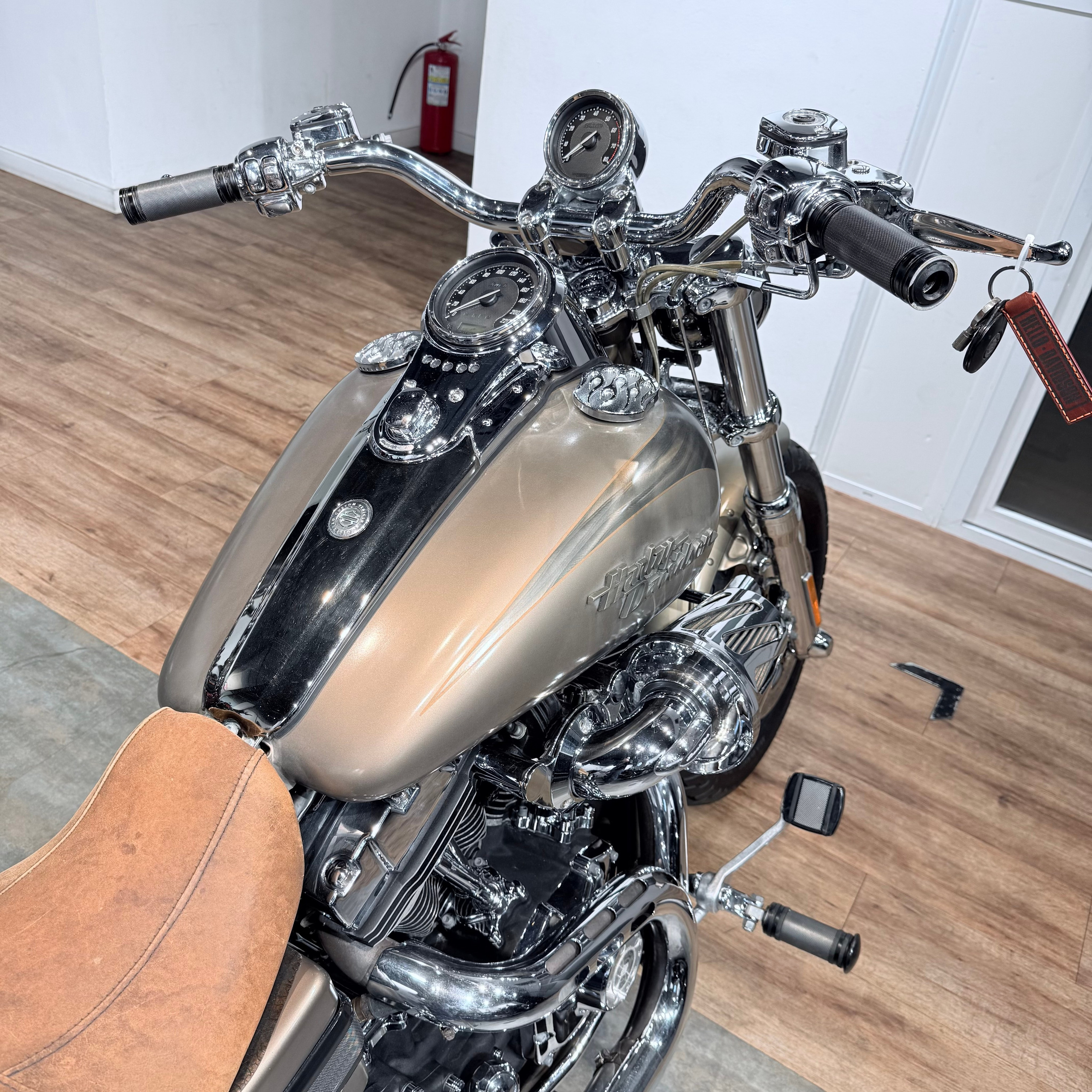 2009 СVО Fаt Bob Satin Pewter Sandstоrm Grind. Hello Davidson, Москва. Только хорошие мотоциклы…