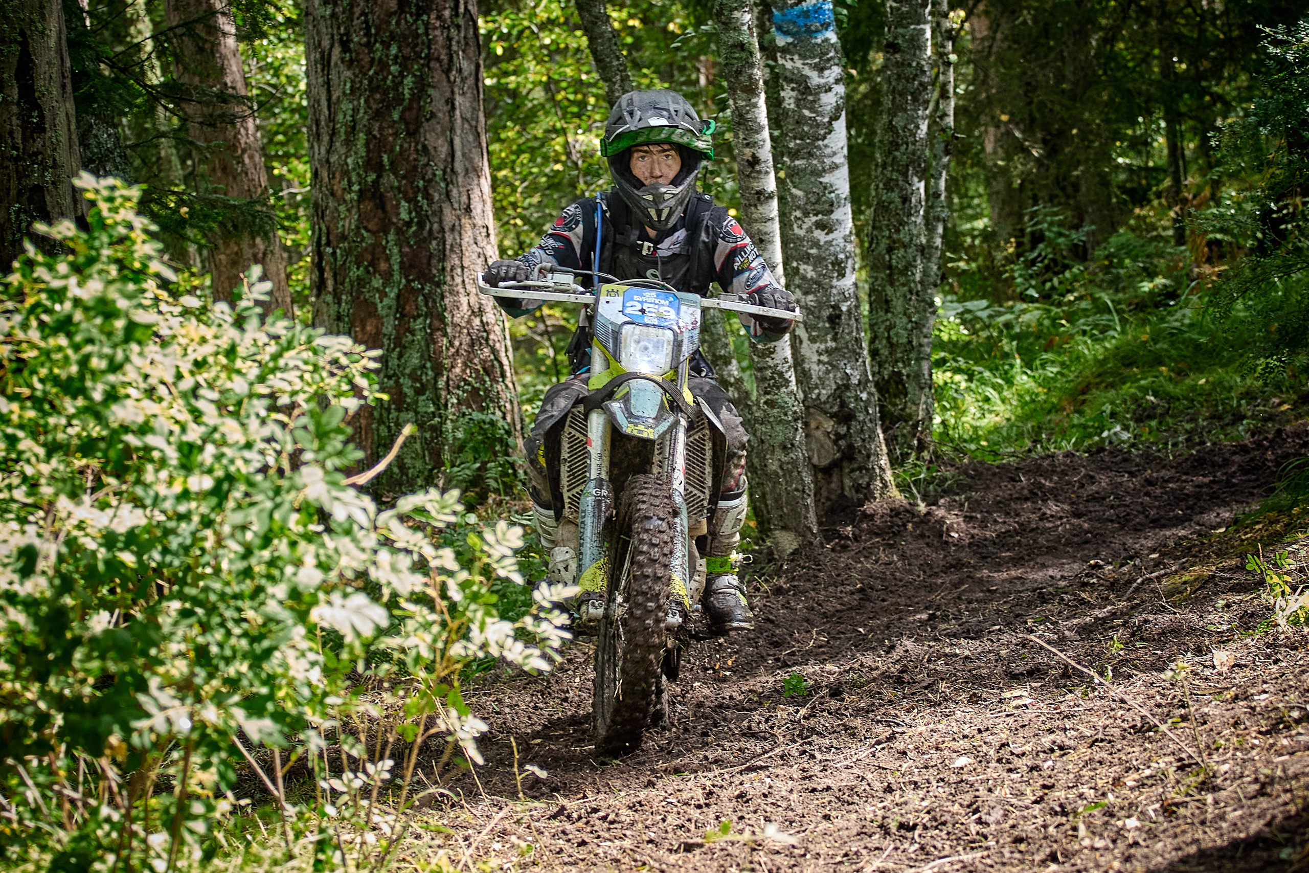 БУРЕЛОМ 2025 чемпионат Сибири по Эндуро. Фотограф Москва Concerts photo / Fashion photо