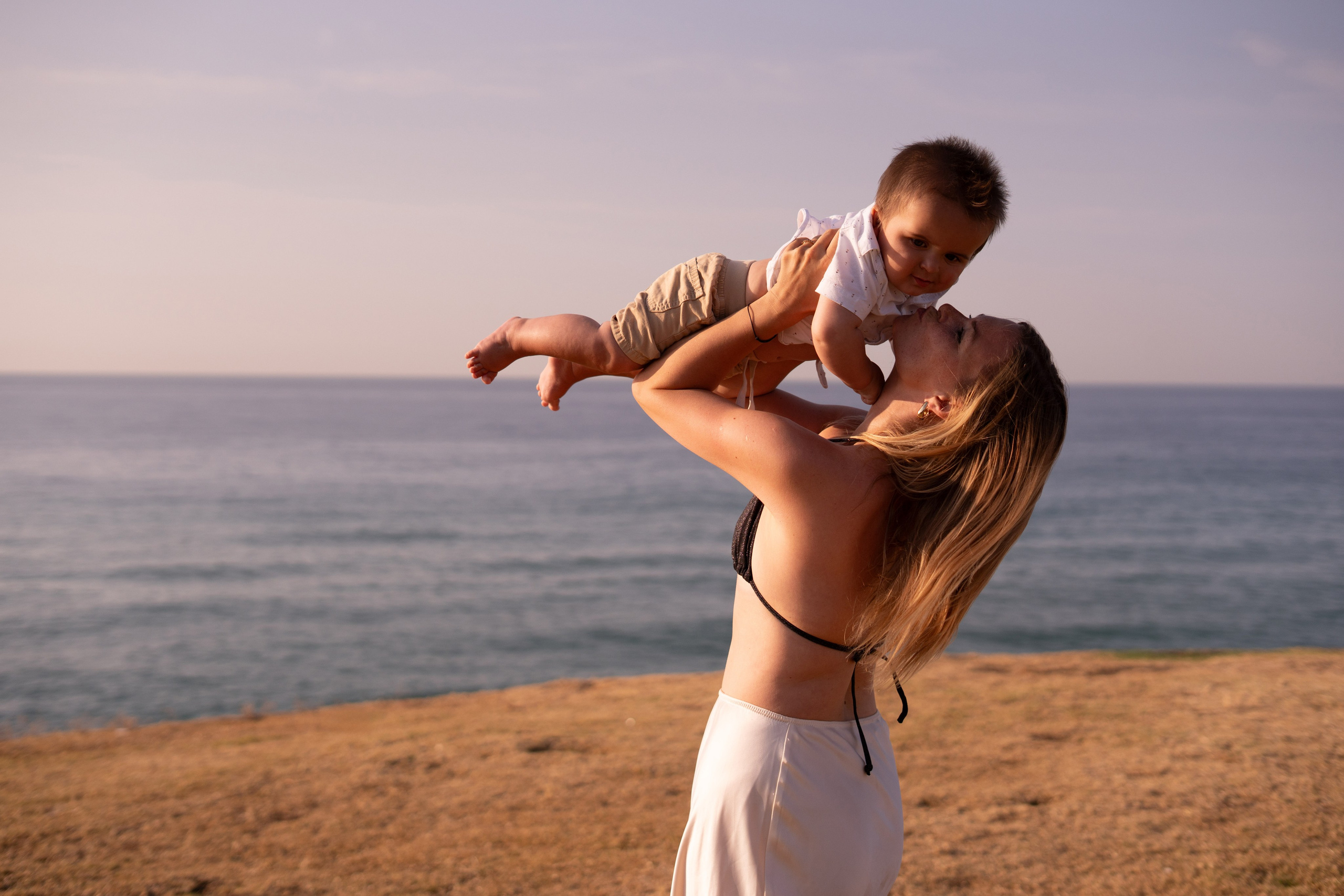 Masha and Timur. Wedding Photographer in Barcelona and Medellin