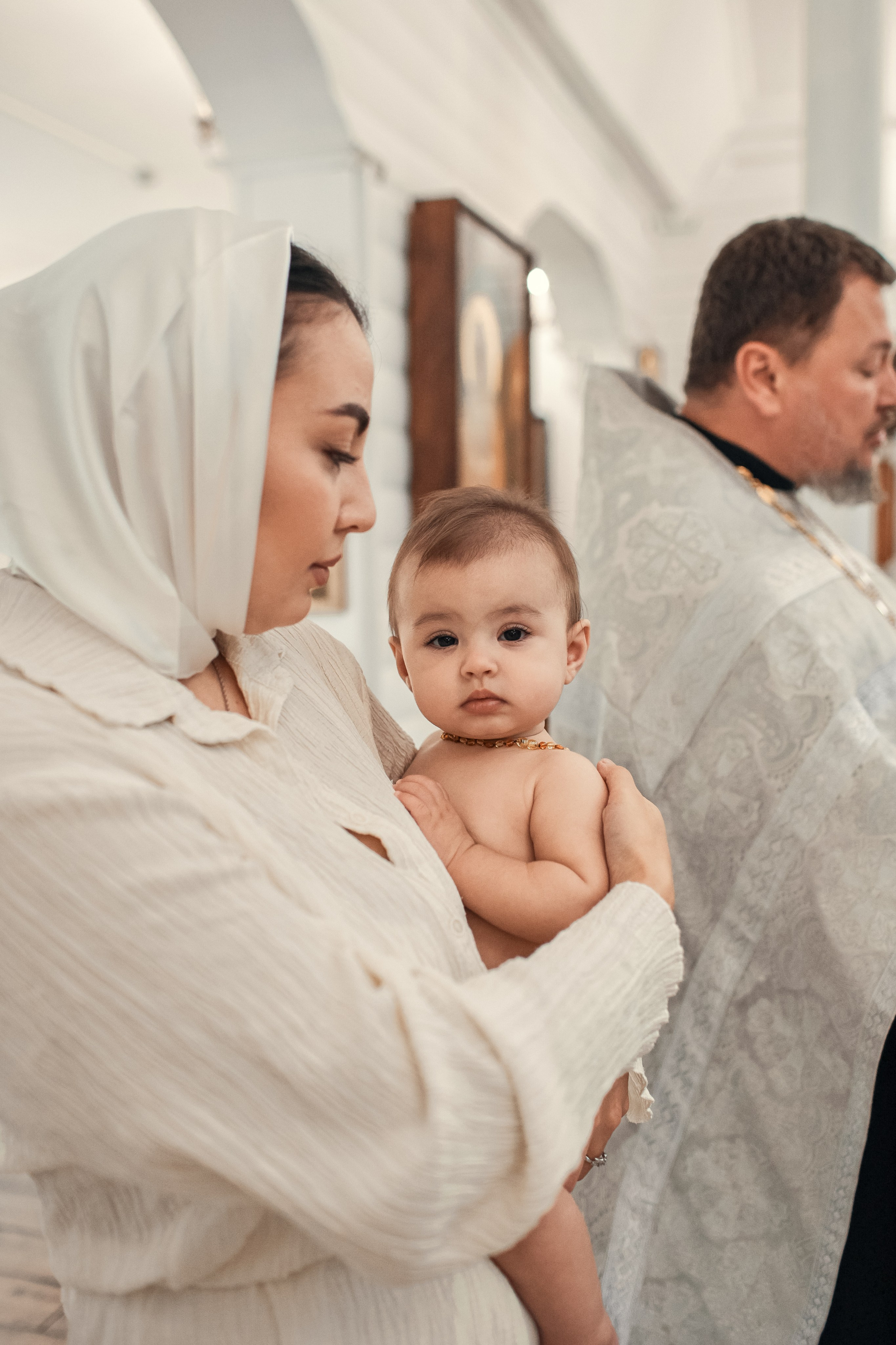 Крещение в Храме Даниила Московского Метрогородке. Профессиональный фотограф в Москве и Мо Мария Шантарёва