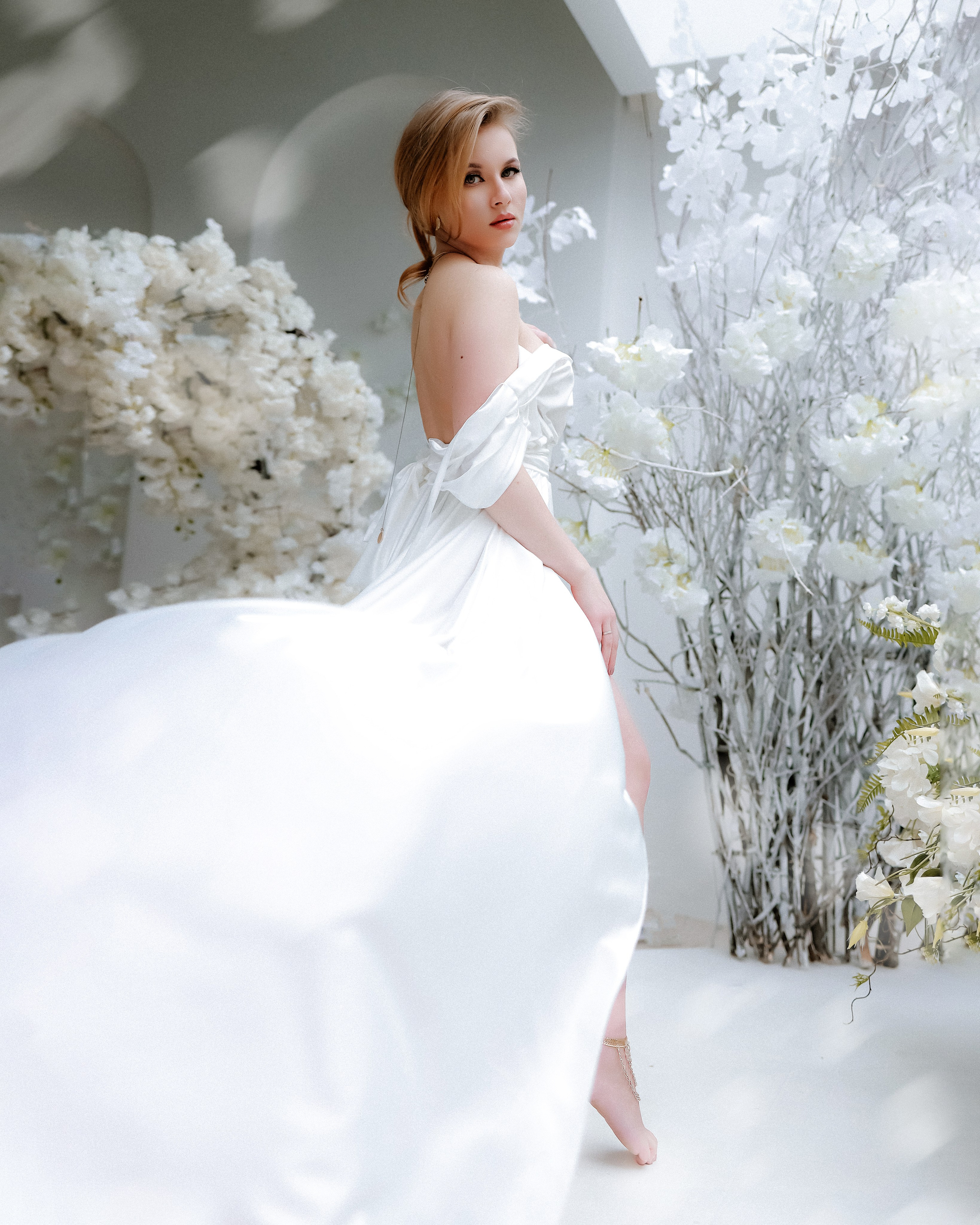 Женские портреты-фотосессии в Москве от фотографа Анастасии Инвиш. Эротическая фотосессия в стилю ню в Москве — заказать ню фотосессию от 19 800 руб!