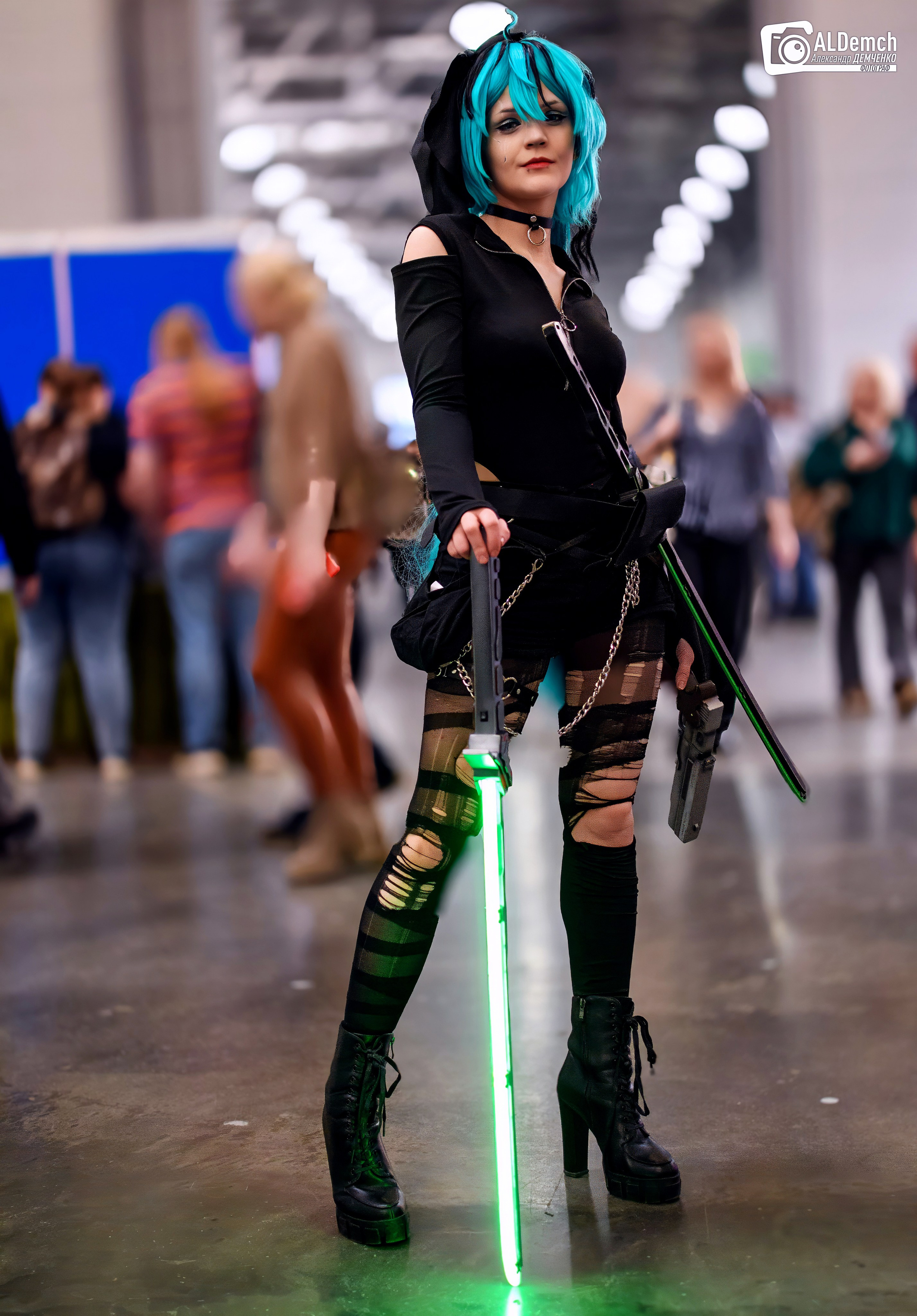 Аниме картинки персонажей и косплей фото в России Москве