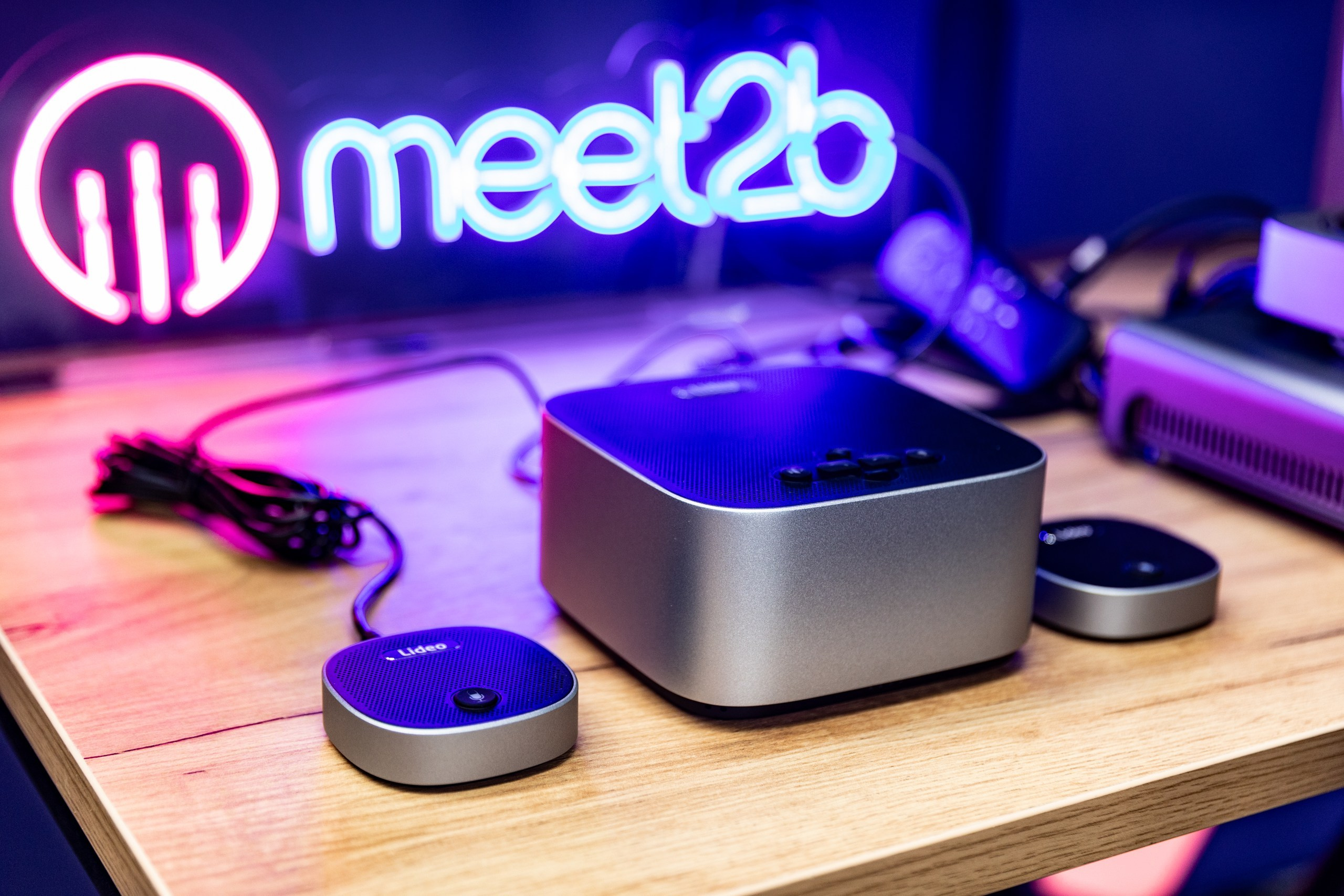 Hi-Tech Building 2025. Свадебный и семейный фотограф