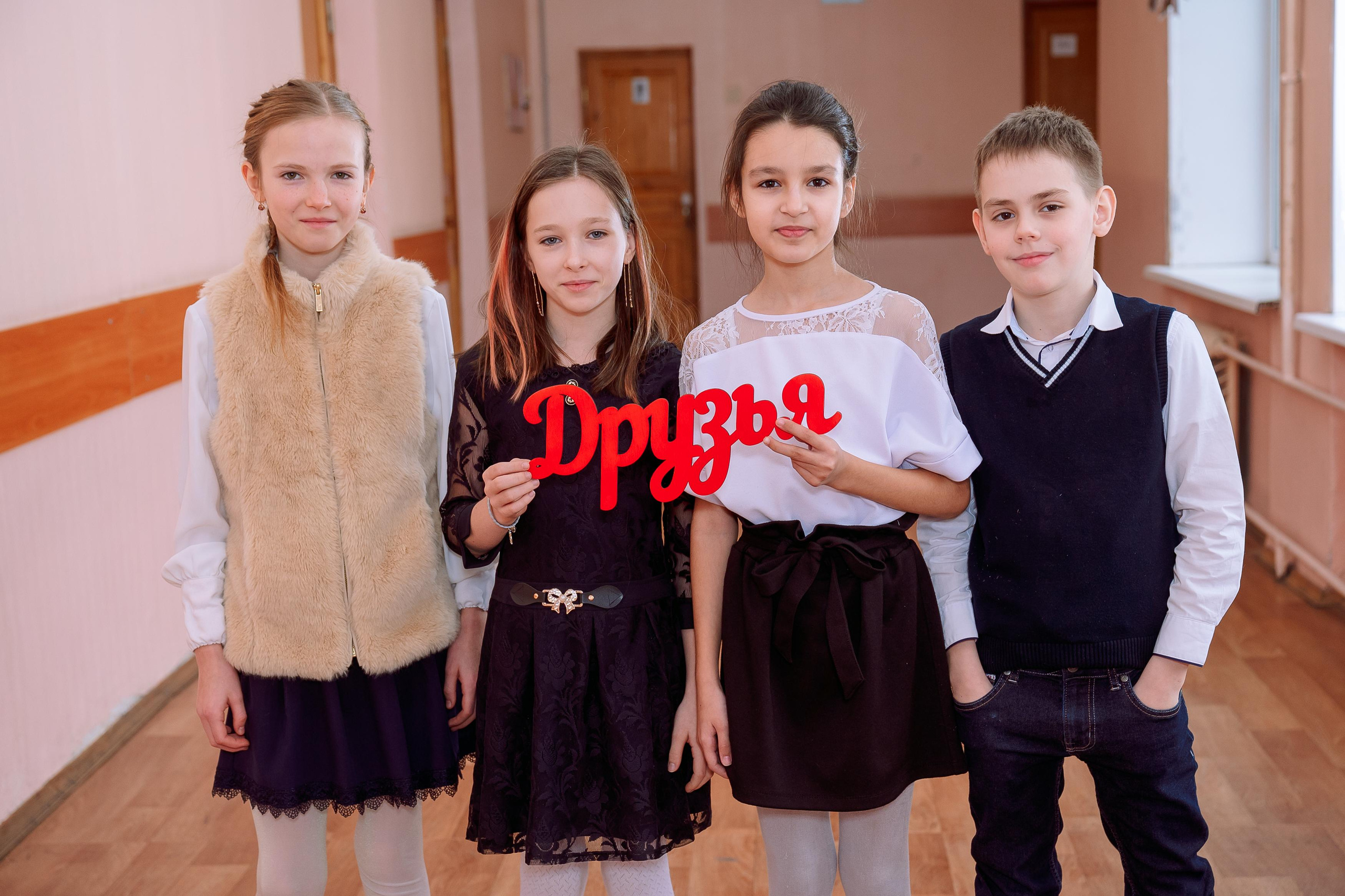 Фотосъемки для школьных альбомов. Выпускные альбомы. Съемка в школах и детских садах