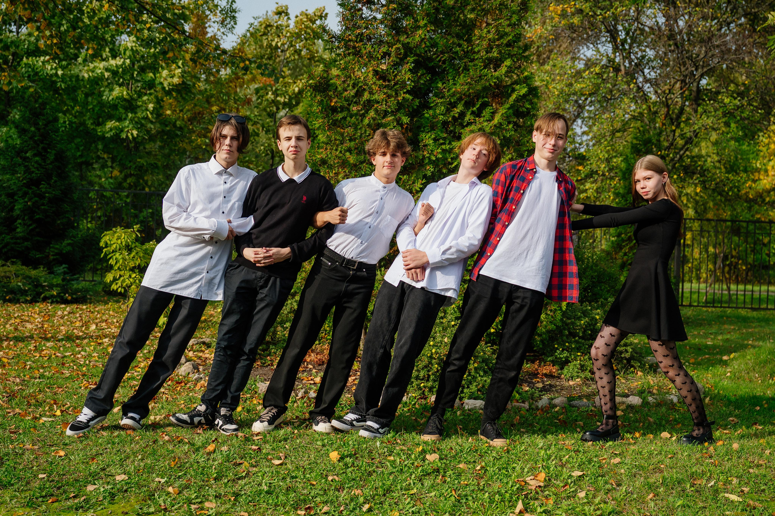 Фотосъемки для школьных альбомов. Выпускные альбомы. Съемка в школах и детских садах