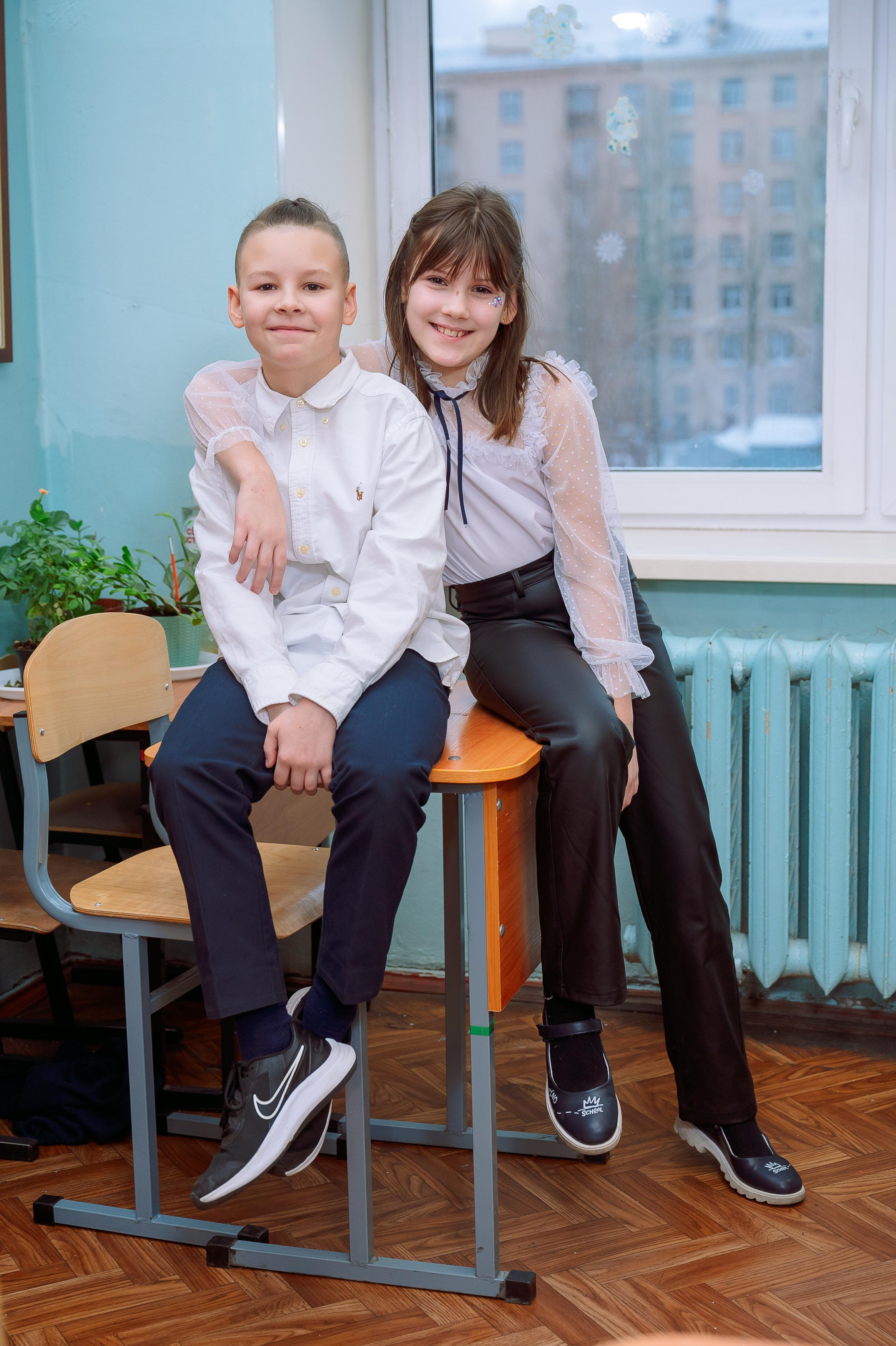 Фотосъемки для школьных альбомов. Выпускные альбомы. Съемка в школах и детских садах