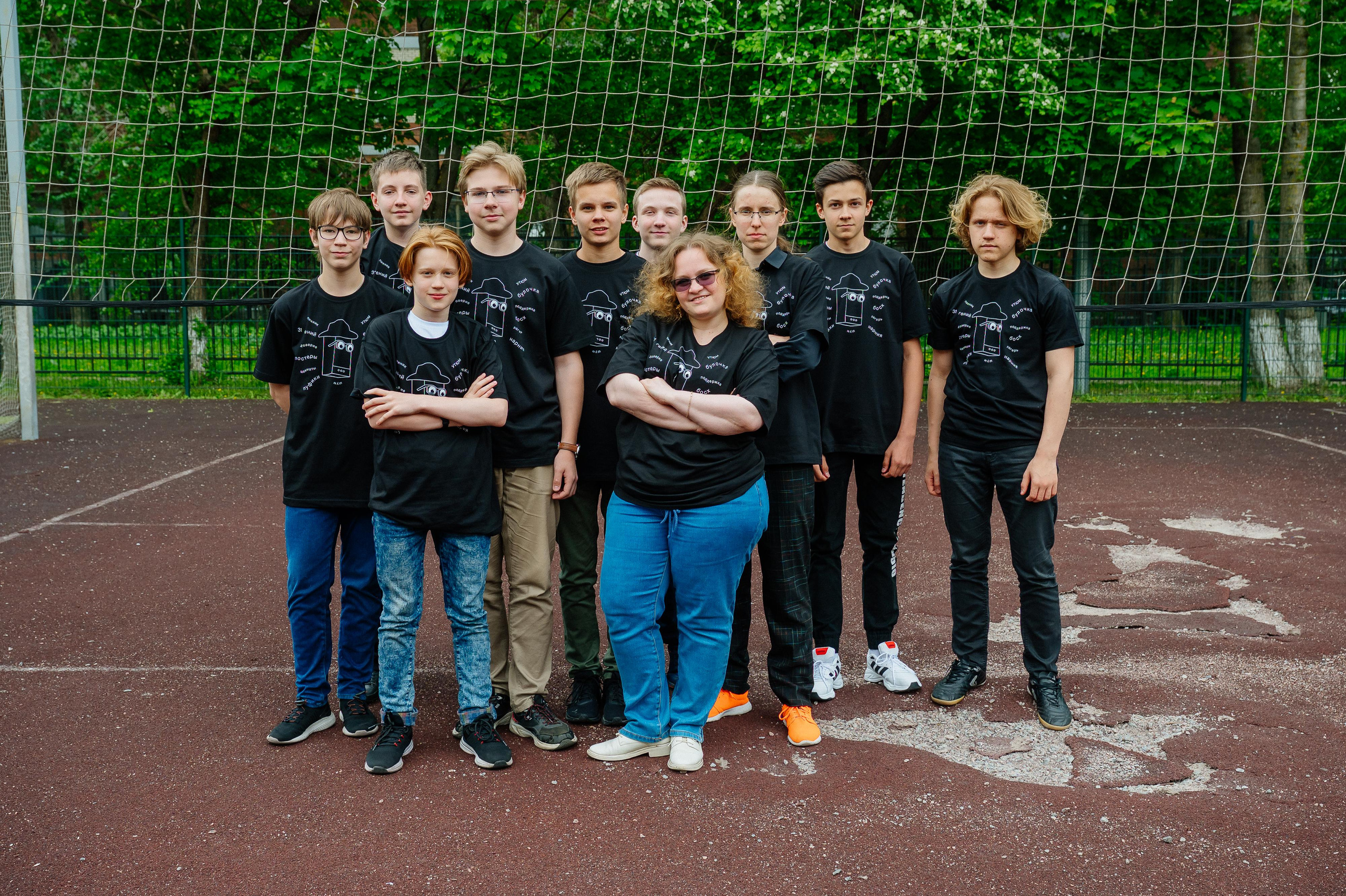 Фотосъемки для школьных альбомов. Выпускные альбомы. Съемка в школах и детских садах