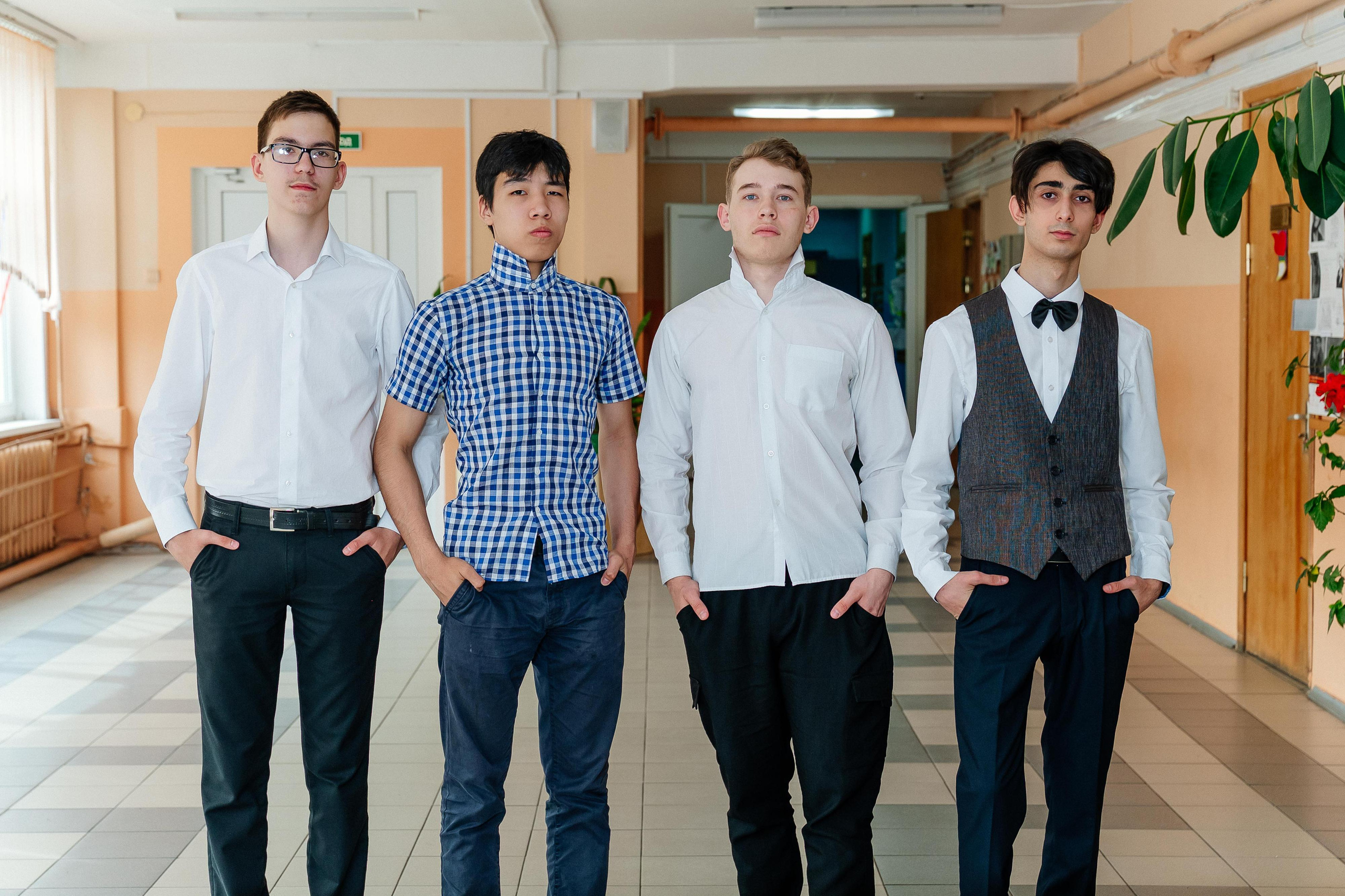 Фотосъемки для школьных альбомов. Выпускные альбомы. Съемка в школах и детских садах