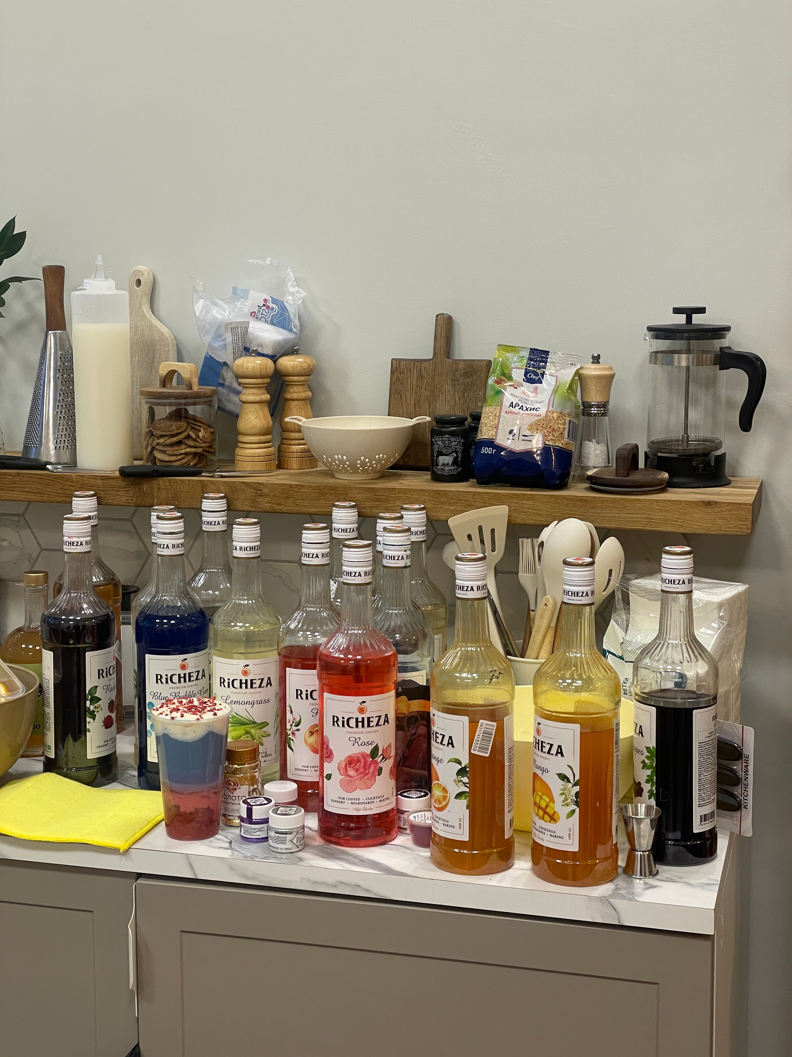 Съемка для нового воронежского заведения с баббл чаем «Такие с шариками». Фудфотограф, фудстилист и сет дизайнер в Москве Алена Синицына