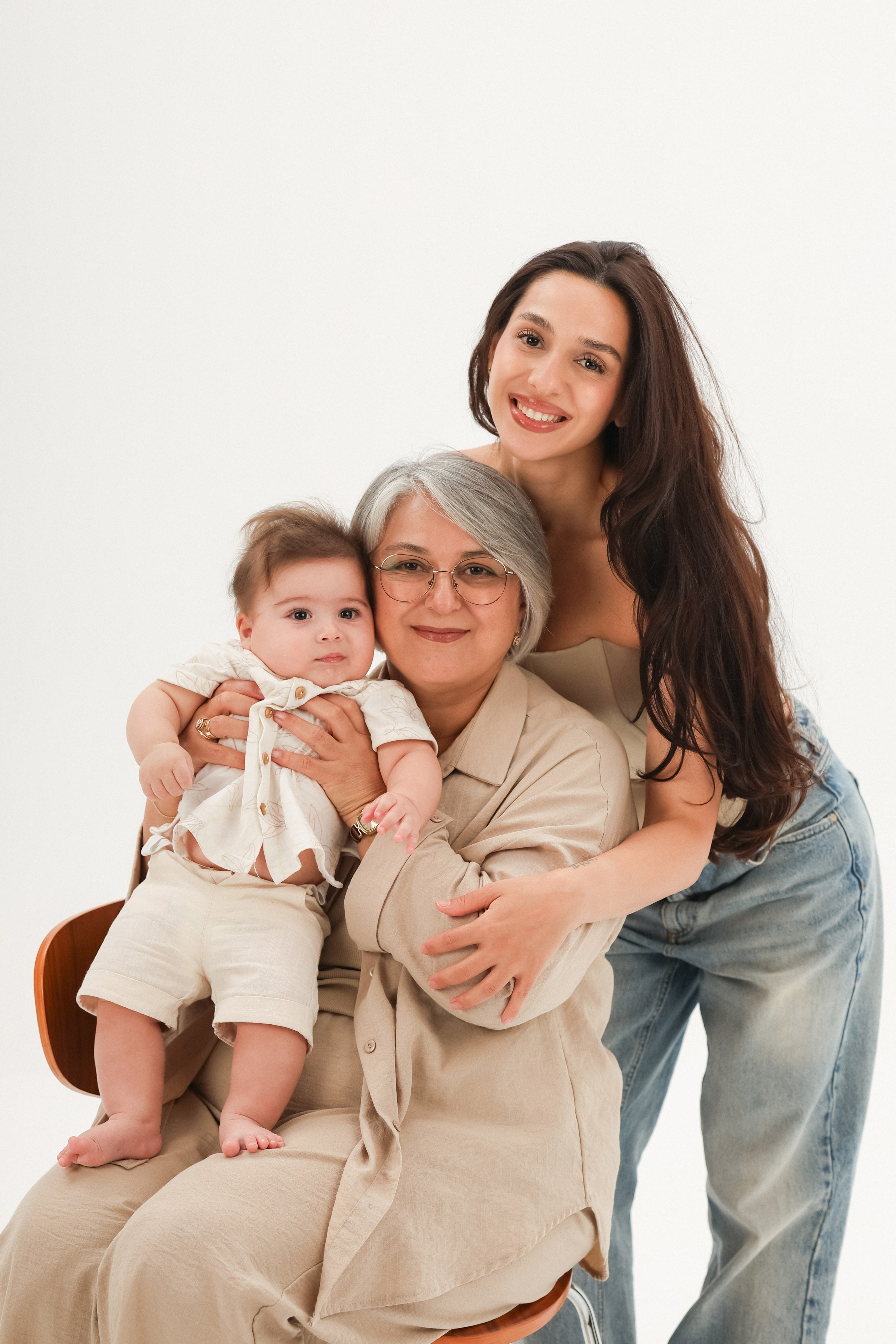 Семейный альбом (в фотостудии). Фотограф в Оренбурге Сулеева Ралина