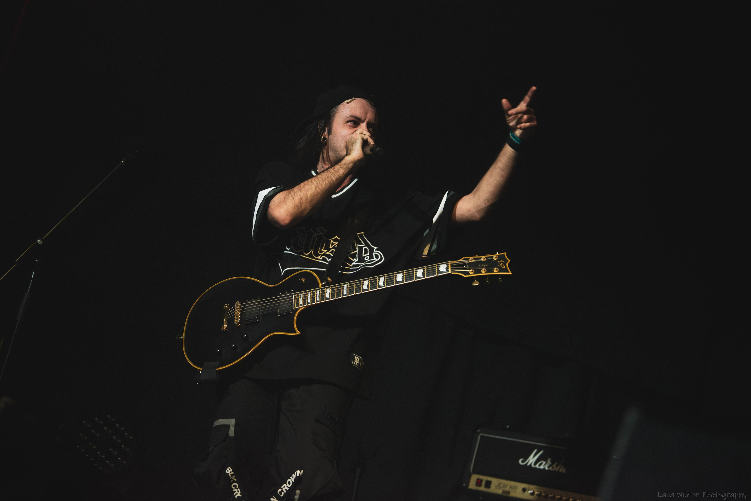 7000$ (25 января 2025 года, Москва, клуб Урбан). Фотограф Светлана Блинова, Москва и Московская область