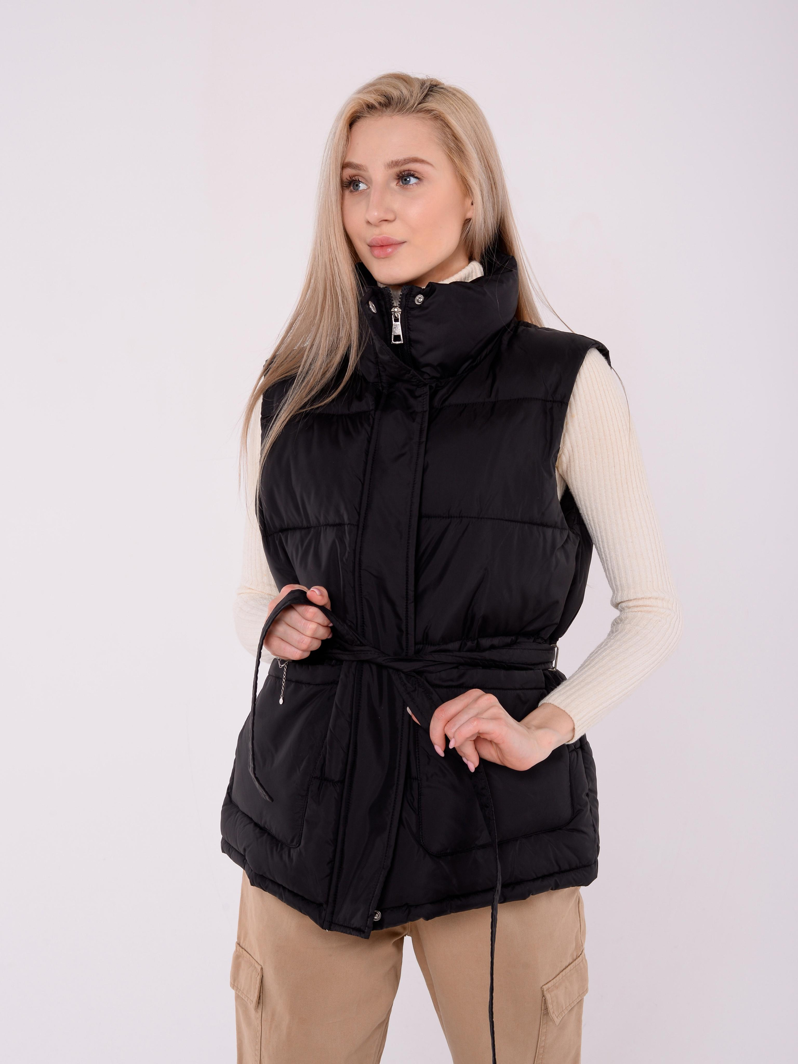 Модельная съемка на циклораме для маркетплейсов. ТМ Продакшн — Съемка для маркетплейсов в Москве