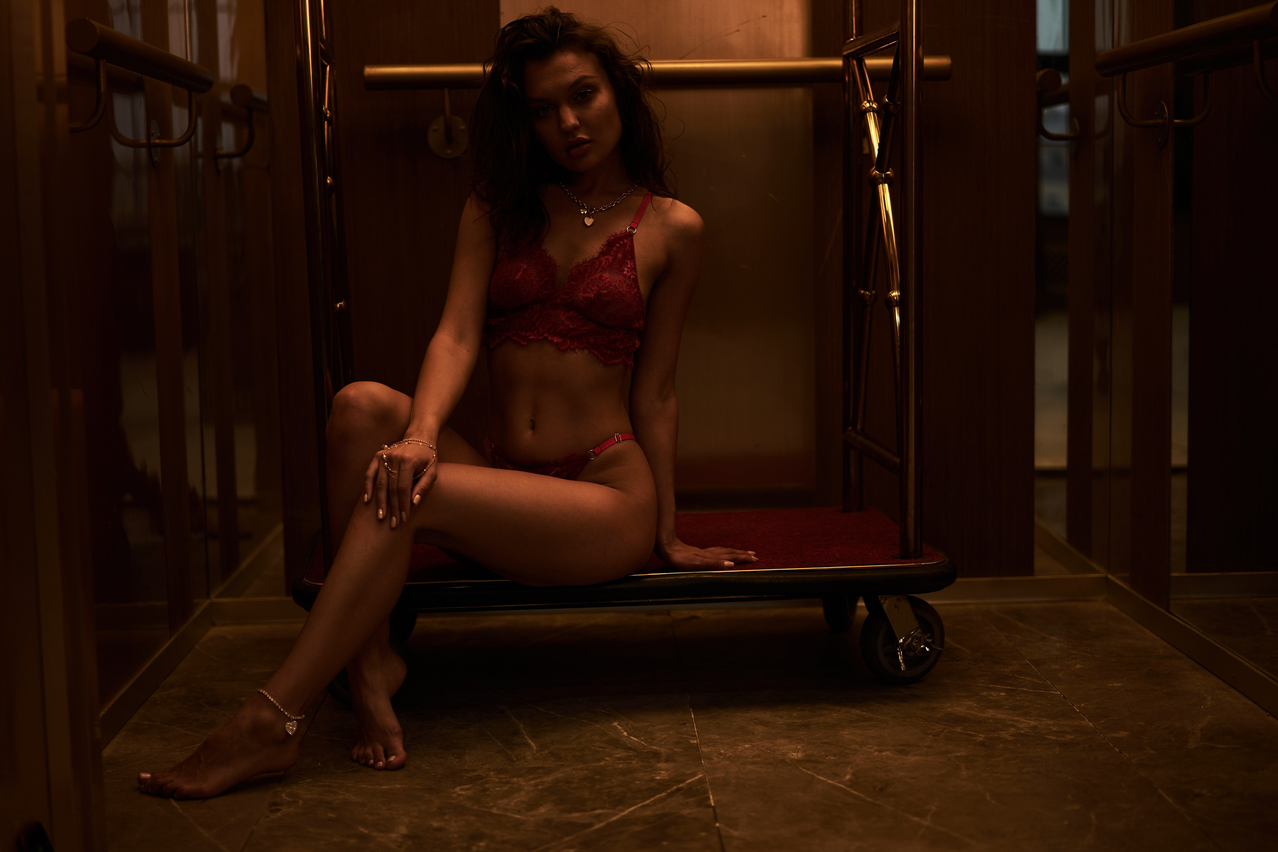 Будуарная фотосессия в студии г. Москва. Фотограф Екатеринбург Кокшарова Александра