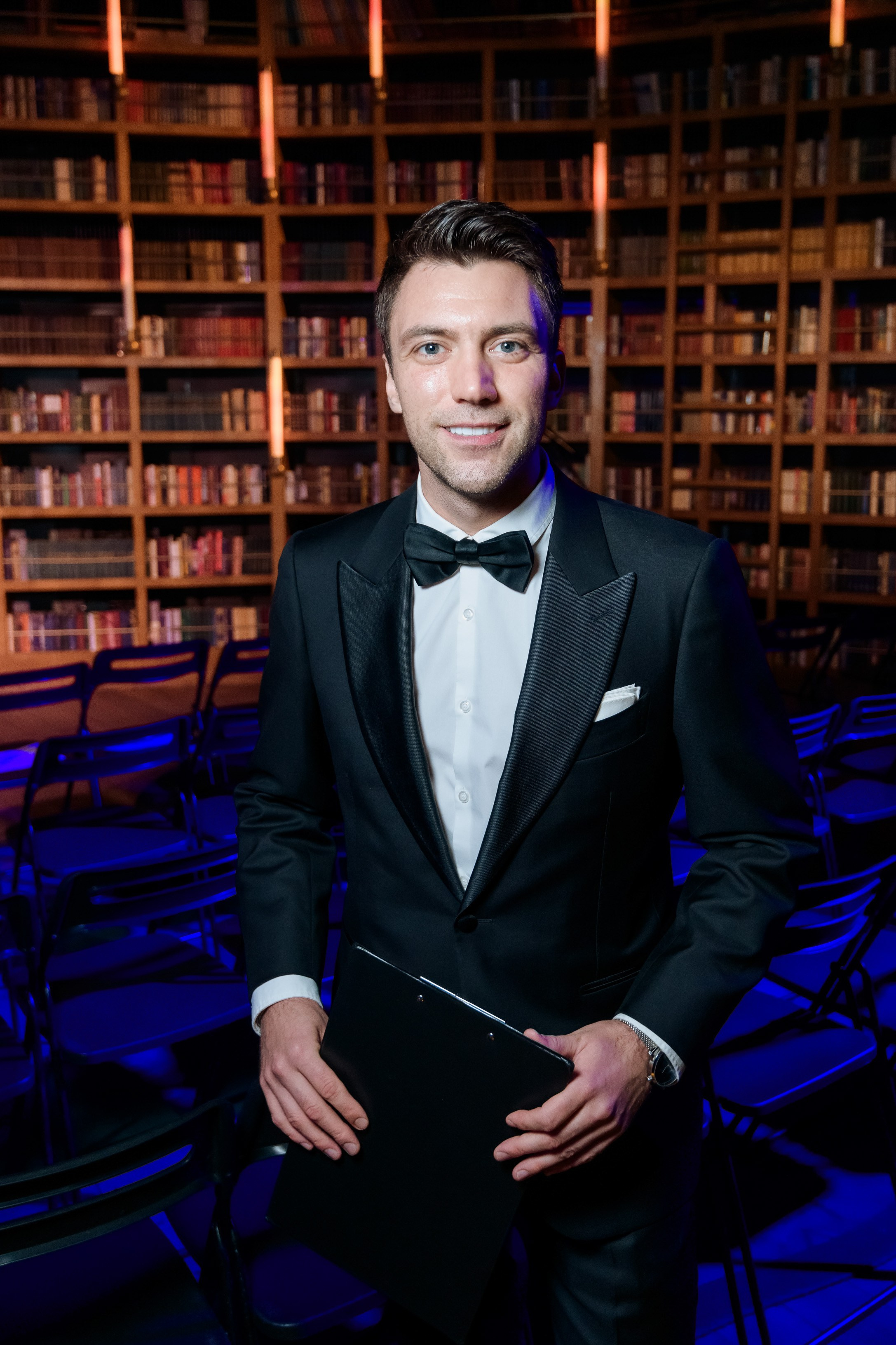 Презентация стихов Надежды. Репортажный фотограф Сергей Дроздов