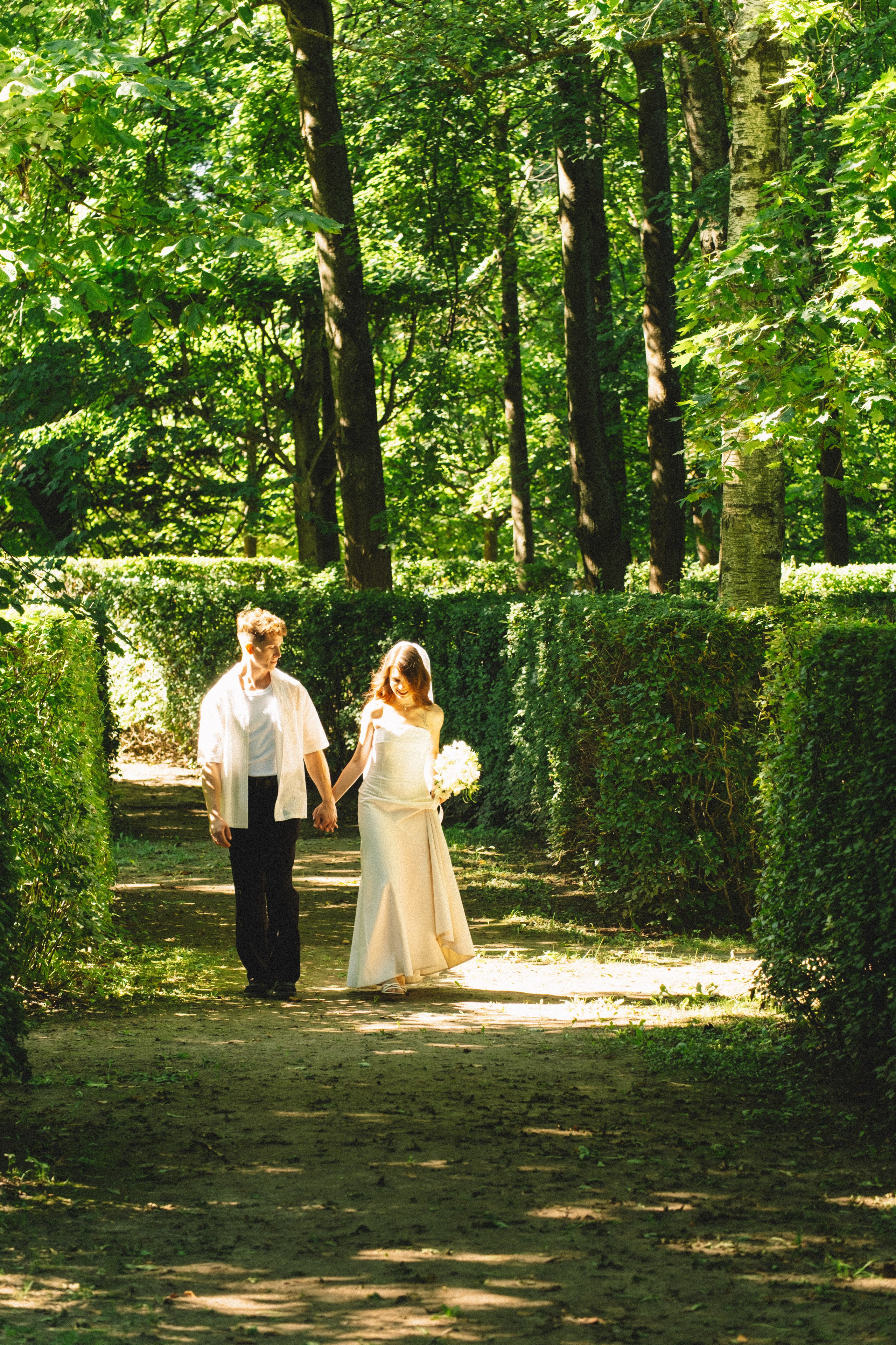 СВАДЕБНАЯ СЬЕМКА В ПЕТЕРГОФЕ И СЬЕМКА РЕПОРТАЖА В ЗАГСЕ ПЕТЕРГОФА. Профессиональный фотограф, Санкт-Петербург — Виктория Богомолова