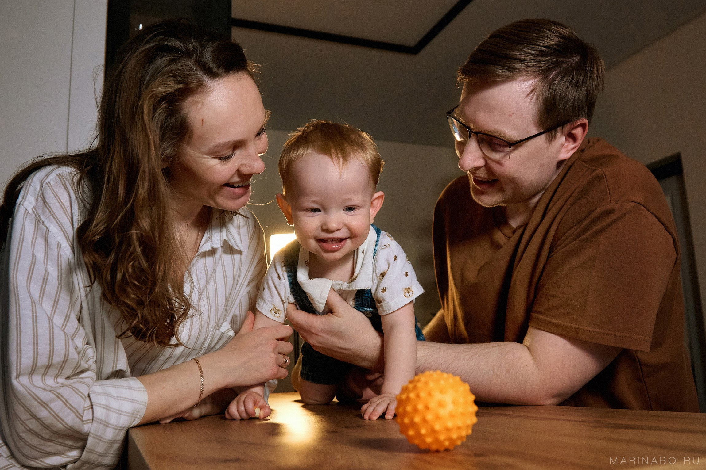 Домашняя фотосессия в Санкт-Петербурге. Семейный Lifestyle фотограф в Санкт-Петербурге Марина Бокшицкая