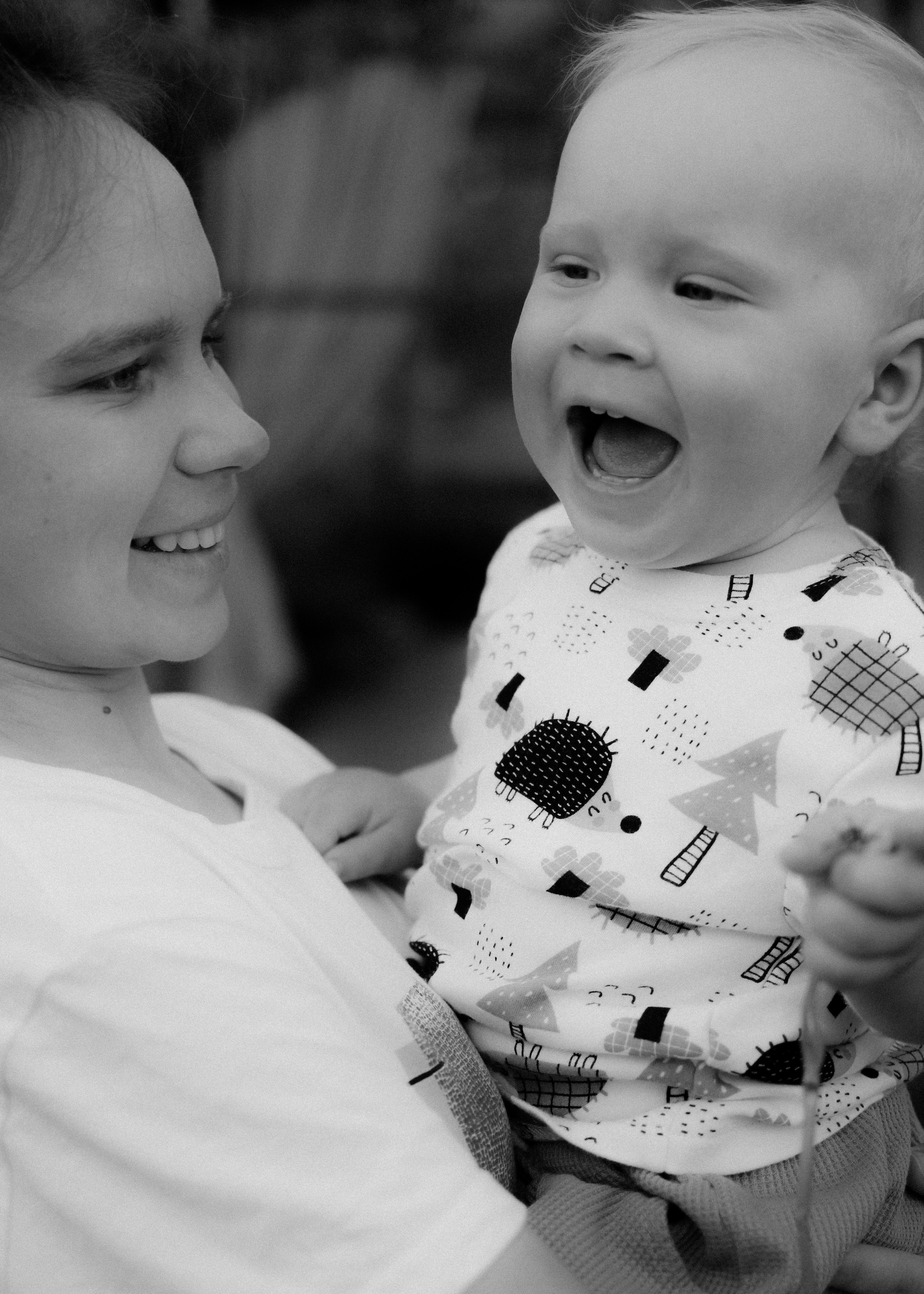 Бабушка Ира, мама Даша и маленький Ваня. Александра Крашевская. Портретный фотограф в Москве и Санкт-Петербурге