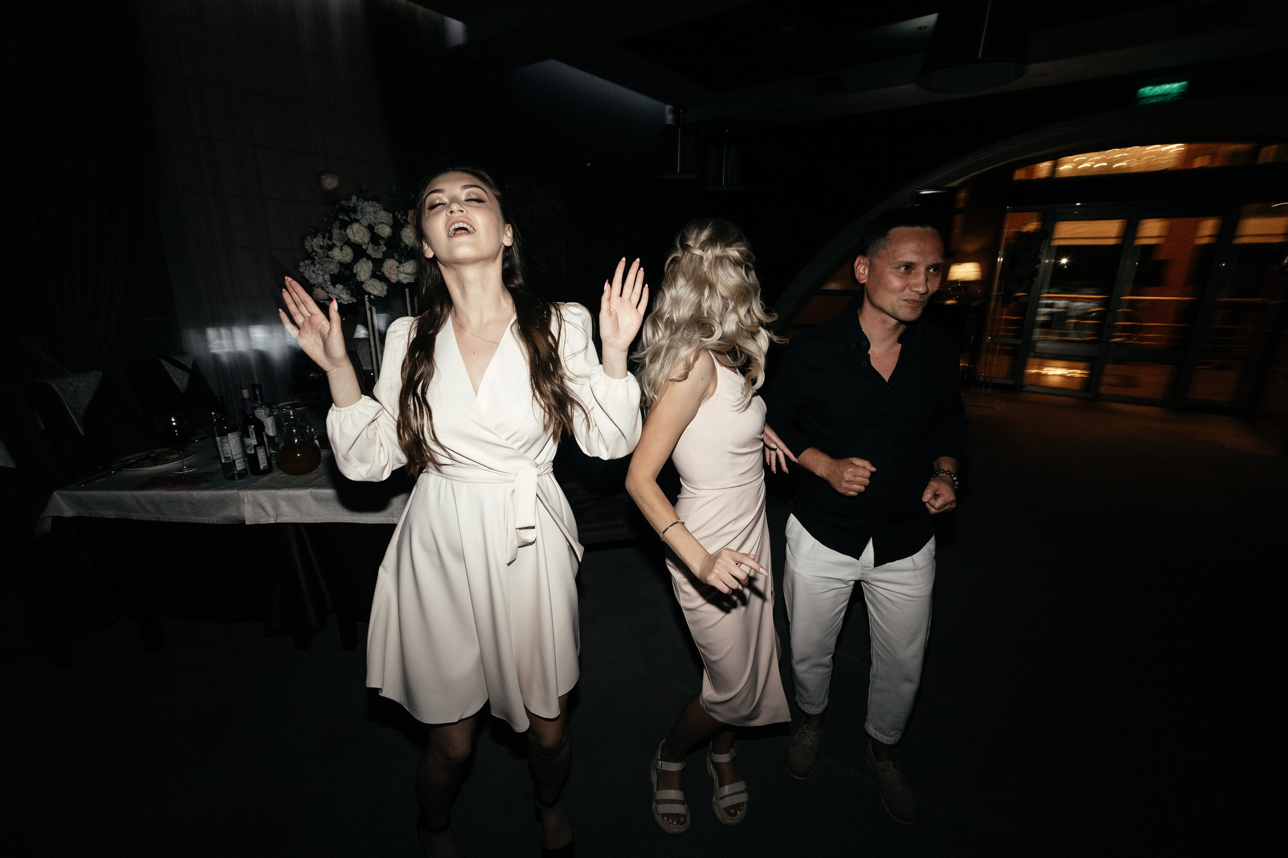 Свадебный фотограф Уфа — Руслан ГабдлисламовЖивые эмоции, красивые кадры, воспоминания на всю жизнь.Работаю по всей Республике Башкортоста. Свадебный фотограф Уфа Руслан Габдлисламов