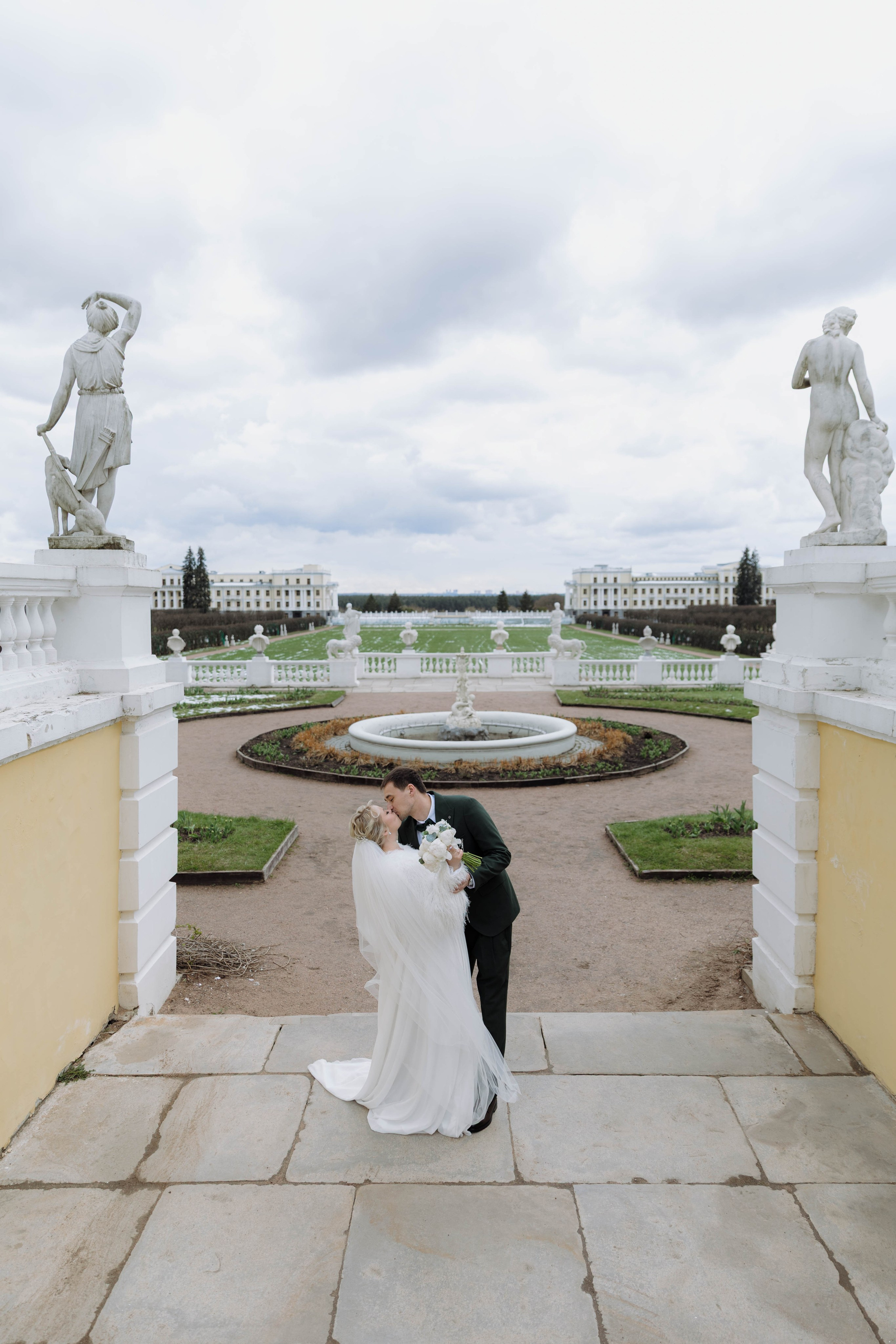 Alexey & Victoria. Фотограф Антон Стренковский. Свадебная хроника в Москве