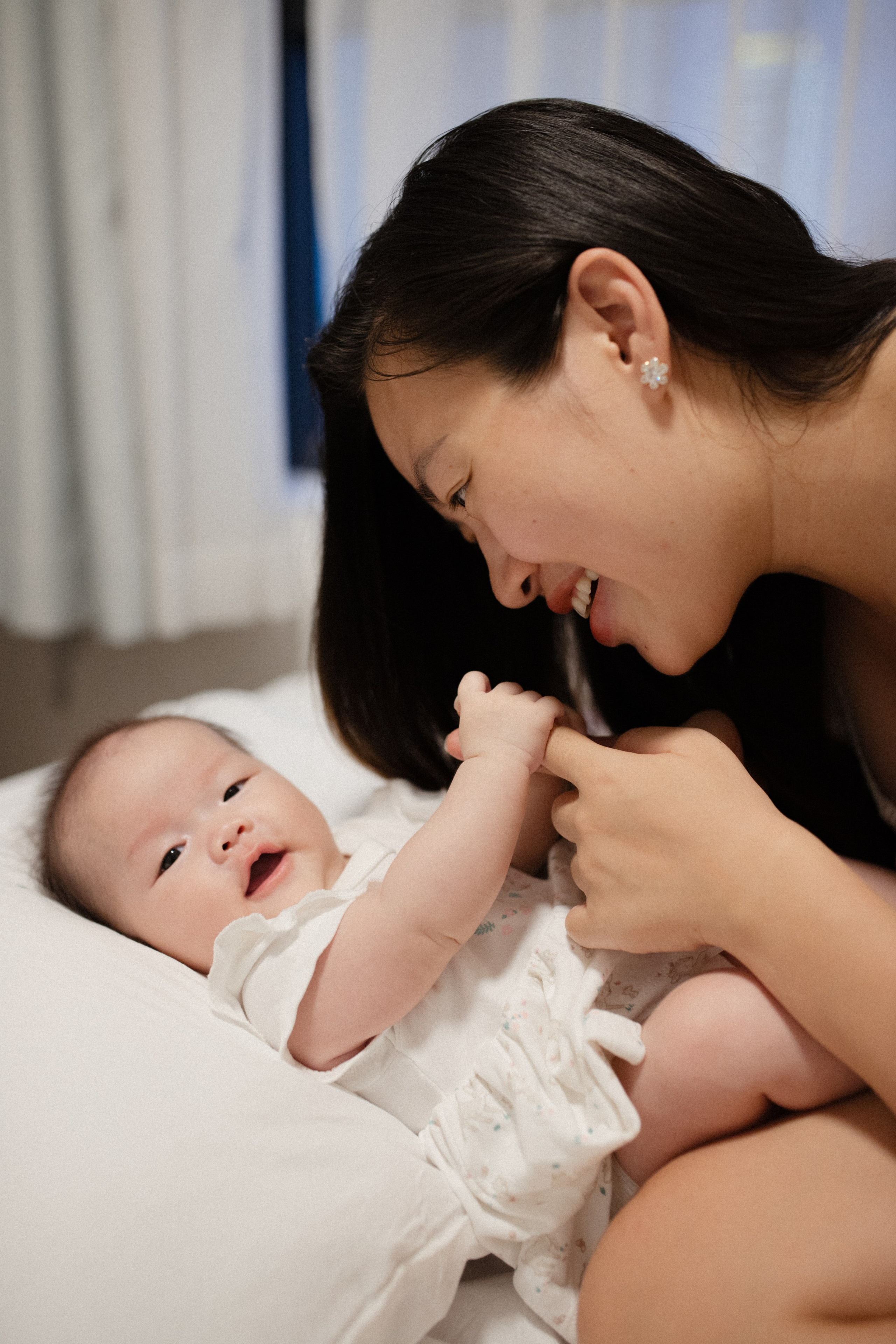 Лариса и Виктория. Главная