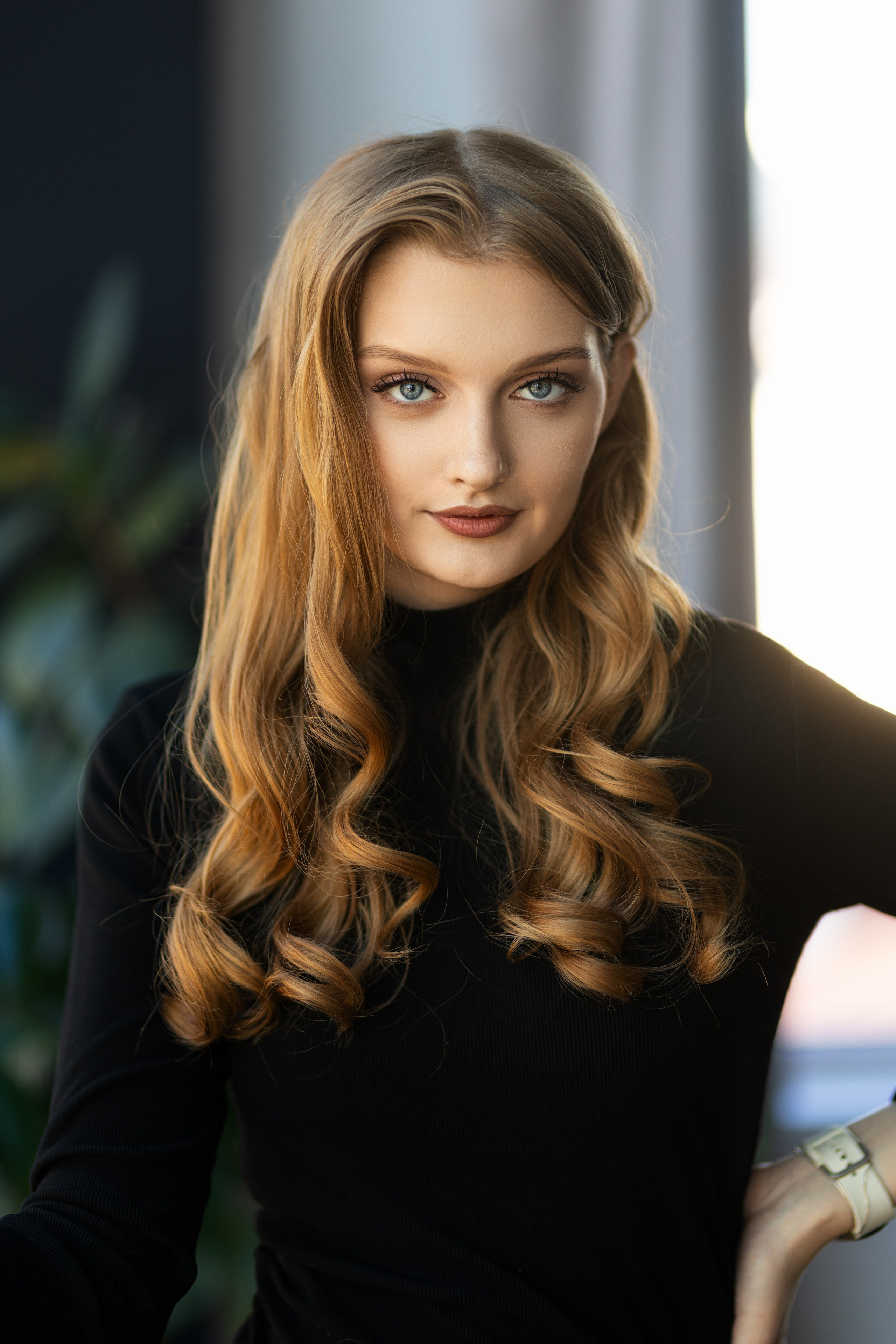 Студийная съемка с Викторией в интерьере в формате для «себя». Дмитрий Шульгин, портретный фотограф в Воронеже