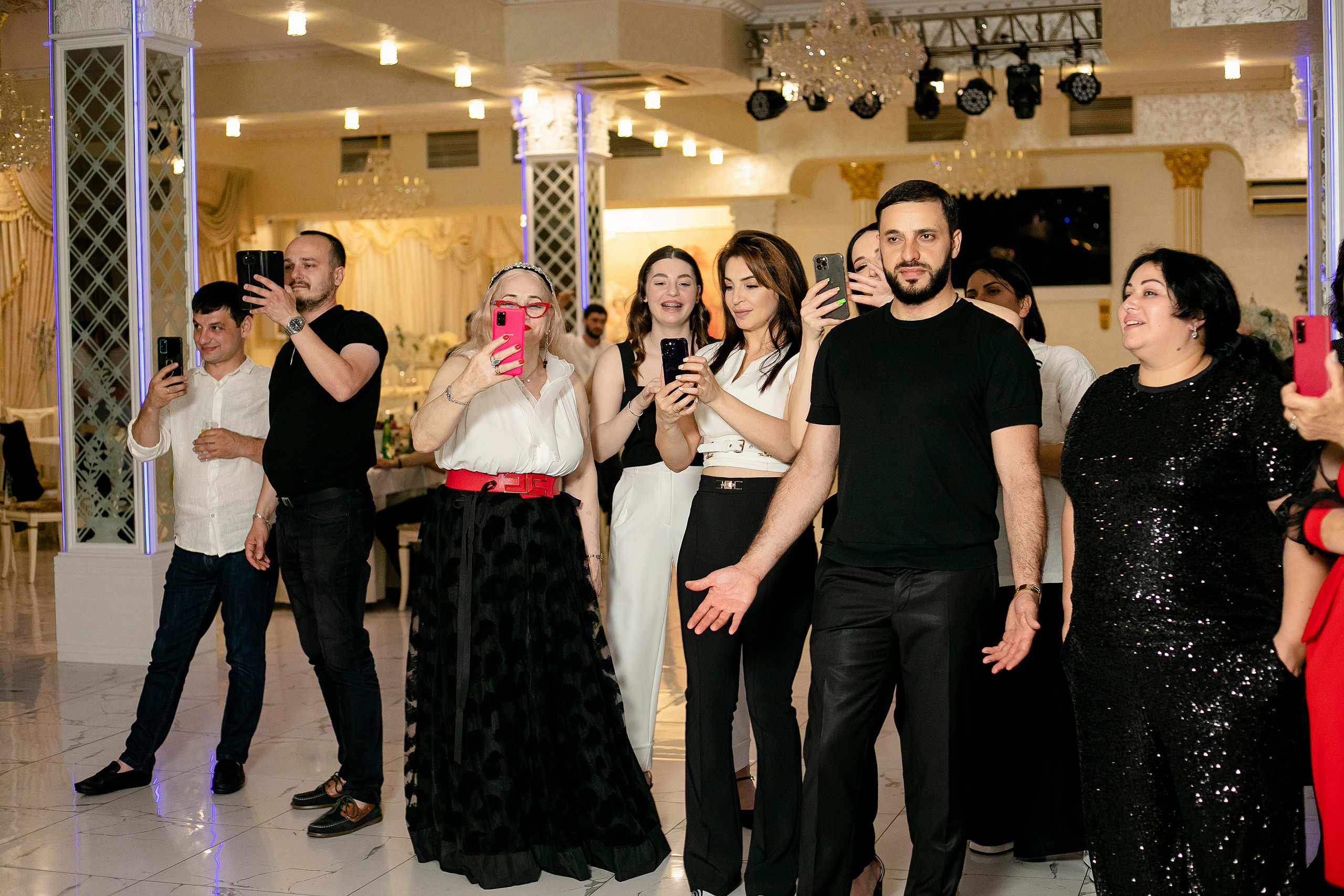 Съемки в ресторанах (свадьбы, юбилеи, выпускные вечера). Семейный и детский фотограф Марина Баладьян Сочи / Краснодар / Москва