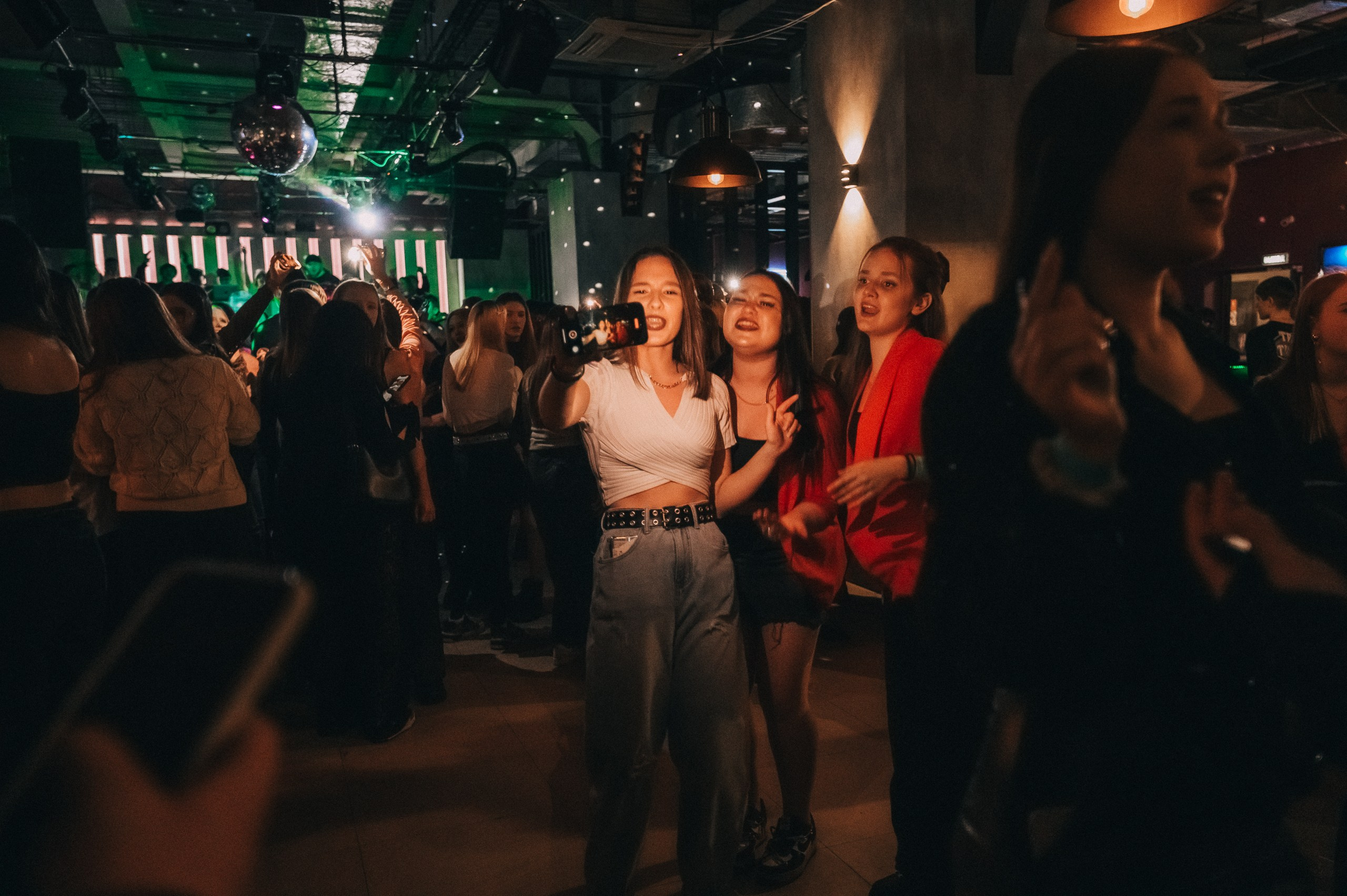 8 MARCH WOMENS DAY PARTY. Фотограф в Кемерово Владислав Шульц