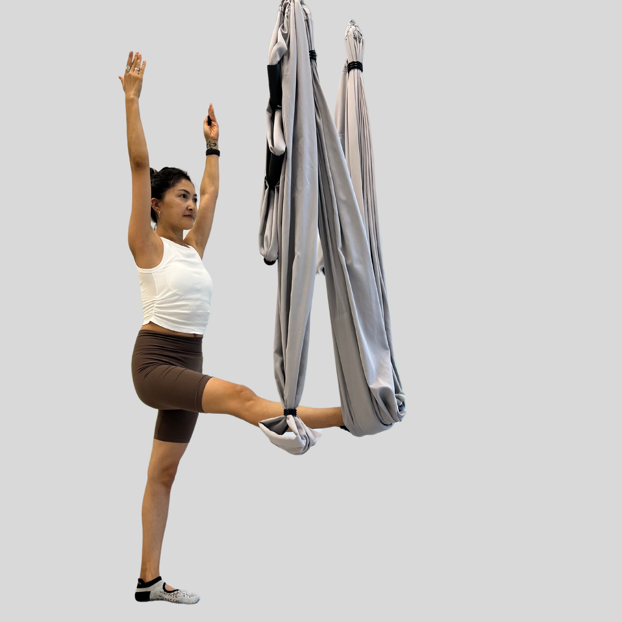 Флай йога, aerial yoga, аэро йога, связка в гамаке, позы в гамаке, aerial yoga exercise, fly yoga practice, fly yoga low, низкий гамак. Преподаю и провожу обучение по флай йоге