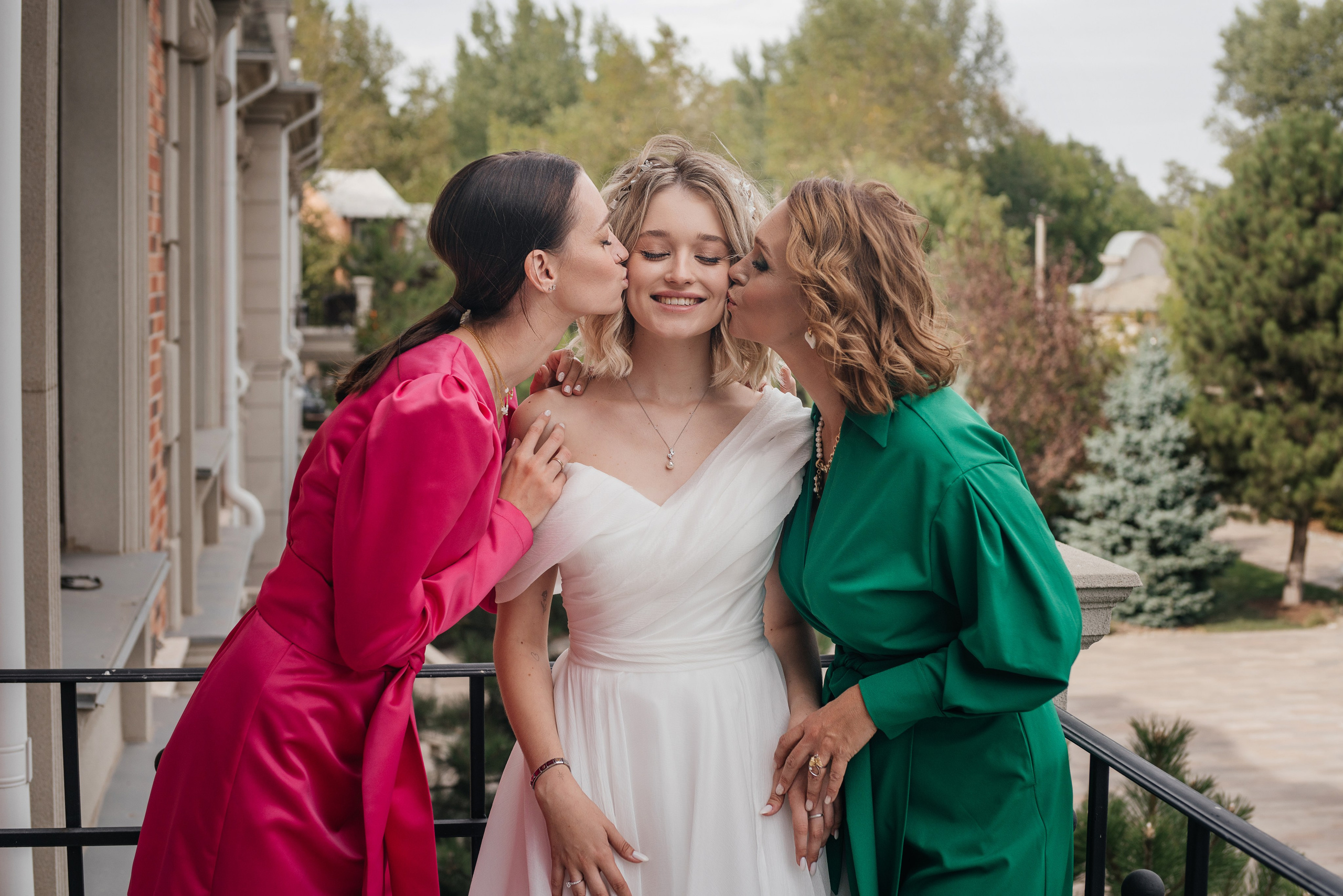 Свадебный день Максим и Вита. Графский Парк. Свадебный и семейный фотограф Надежда Соловьева