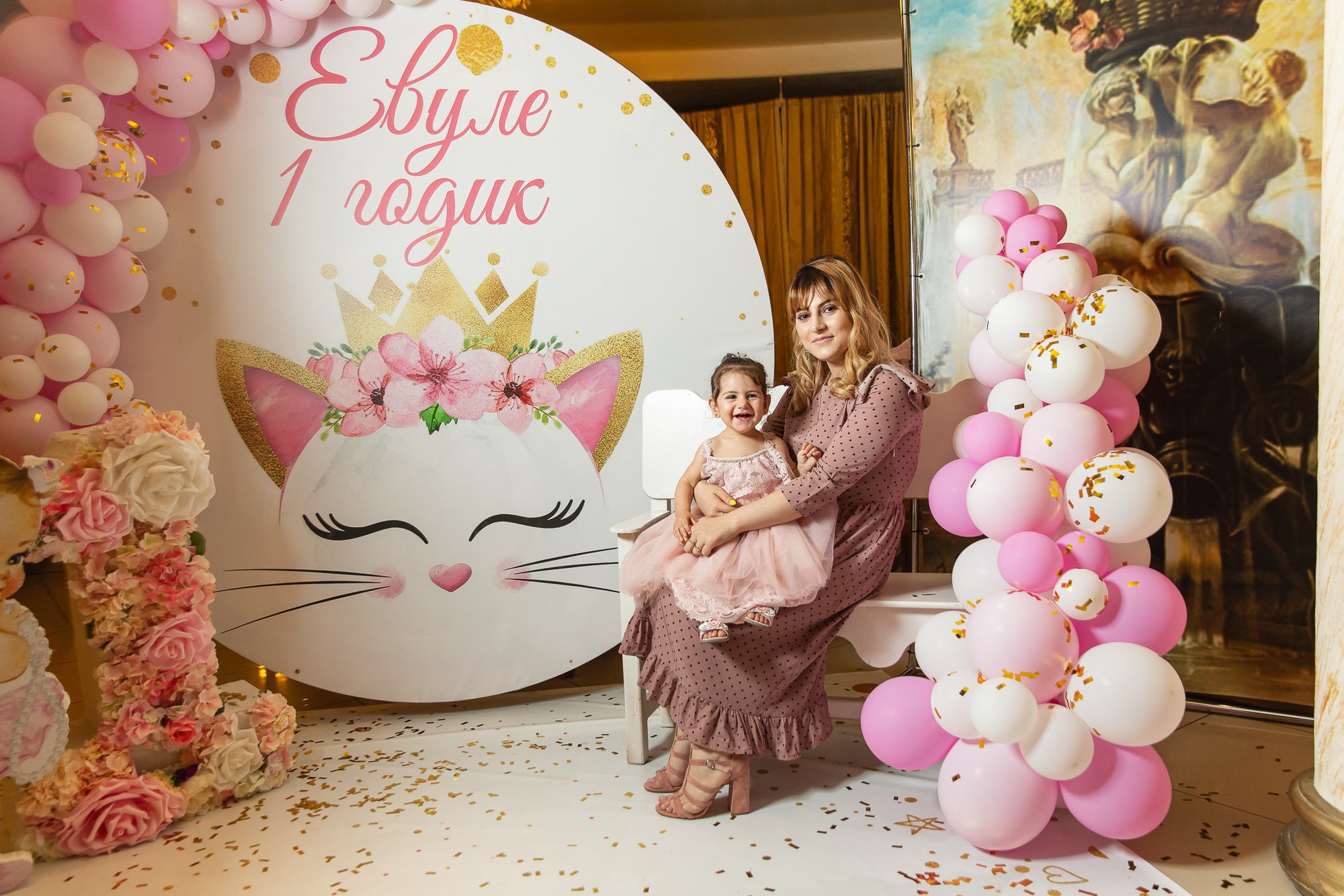 Ева 1 годик. Профессиональная фотосъёмка интерьеров, предметная фотосессия еды для меню г. Анапа