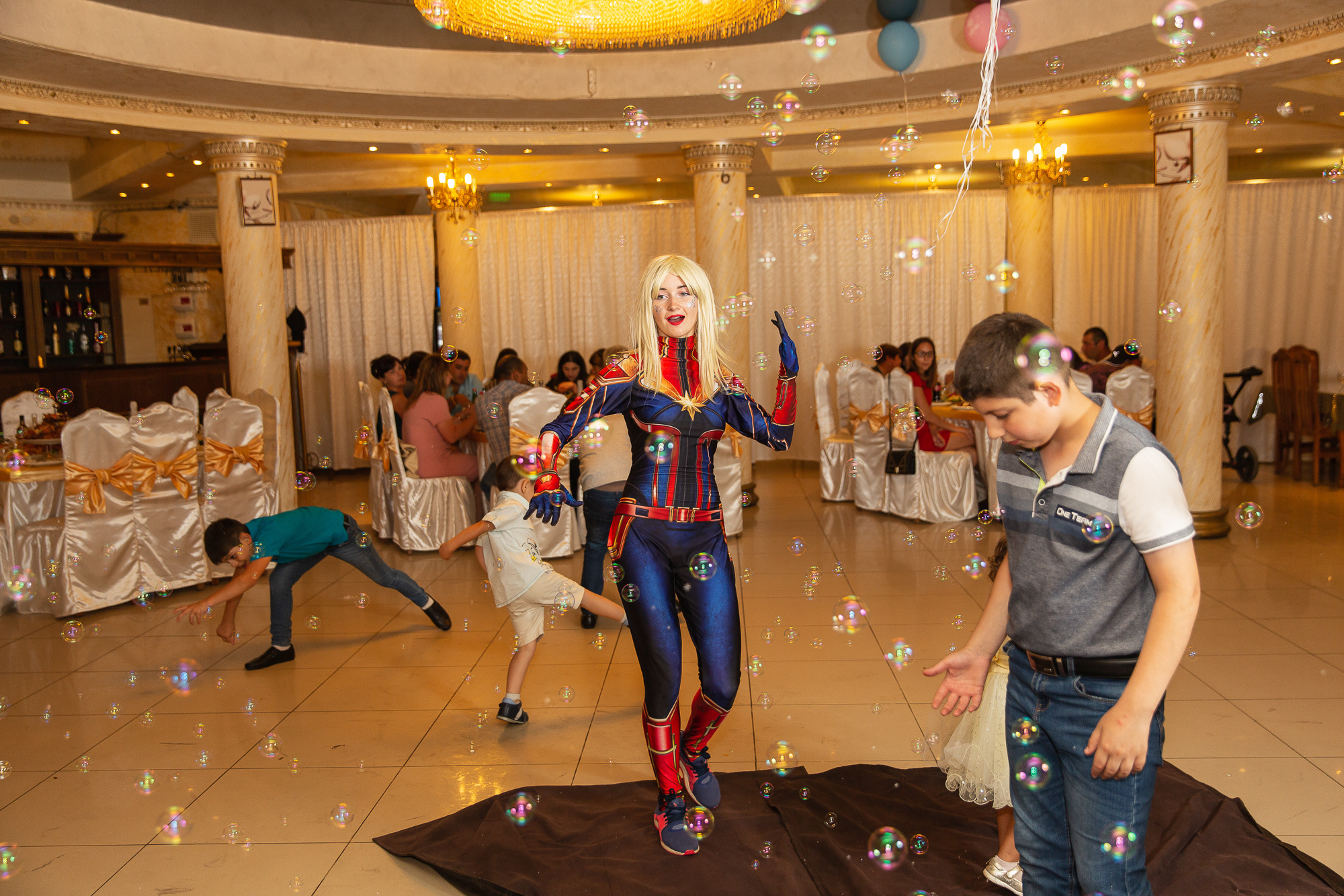 Ева 1 годик. Профессиональная фотосъёмка интерьеров, предметная фотосессия еды для меню г. Анапа