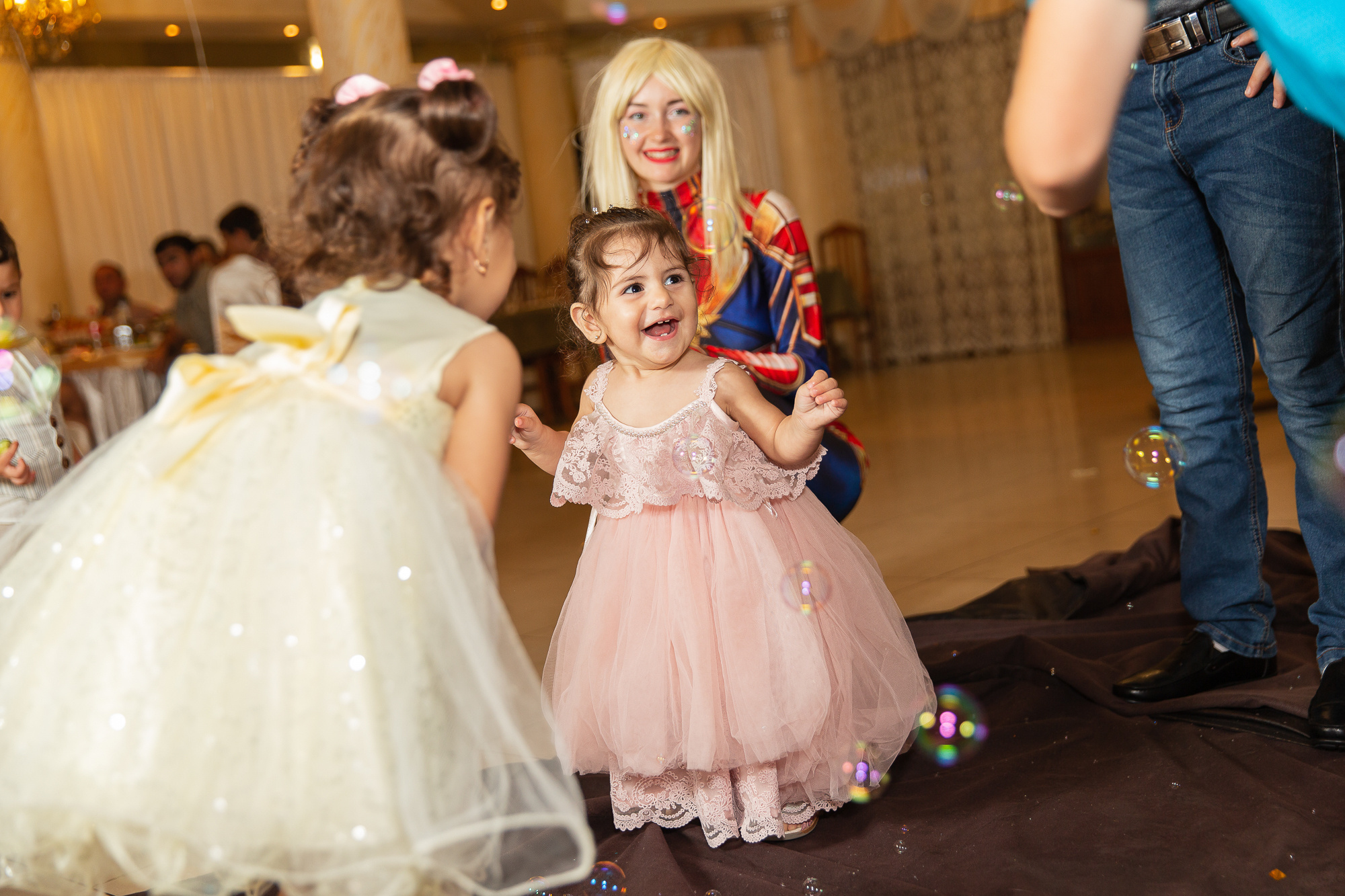 Ева 1 годик. Профессиональная фотосъёмка интерьеров, предметная фотосессия еды для меню г. Анапа