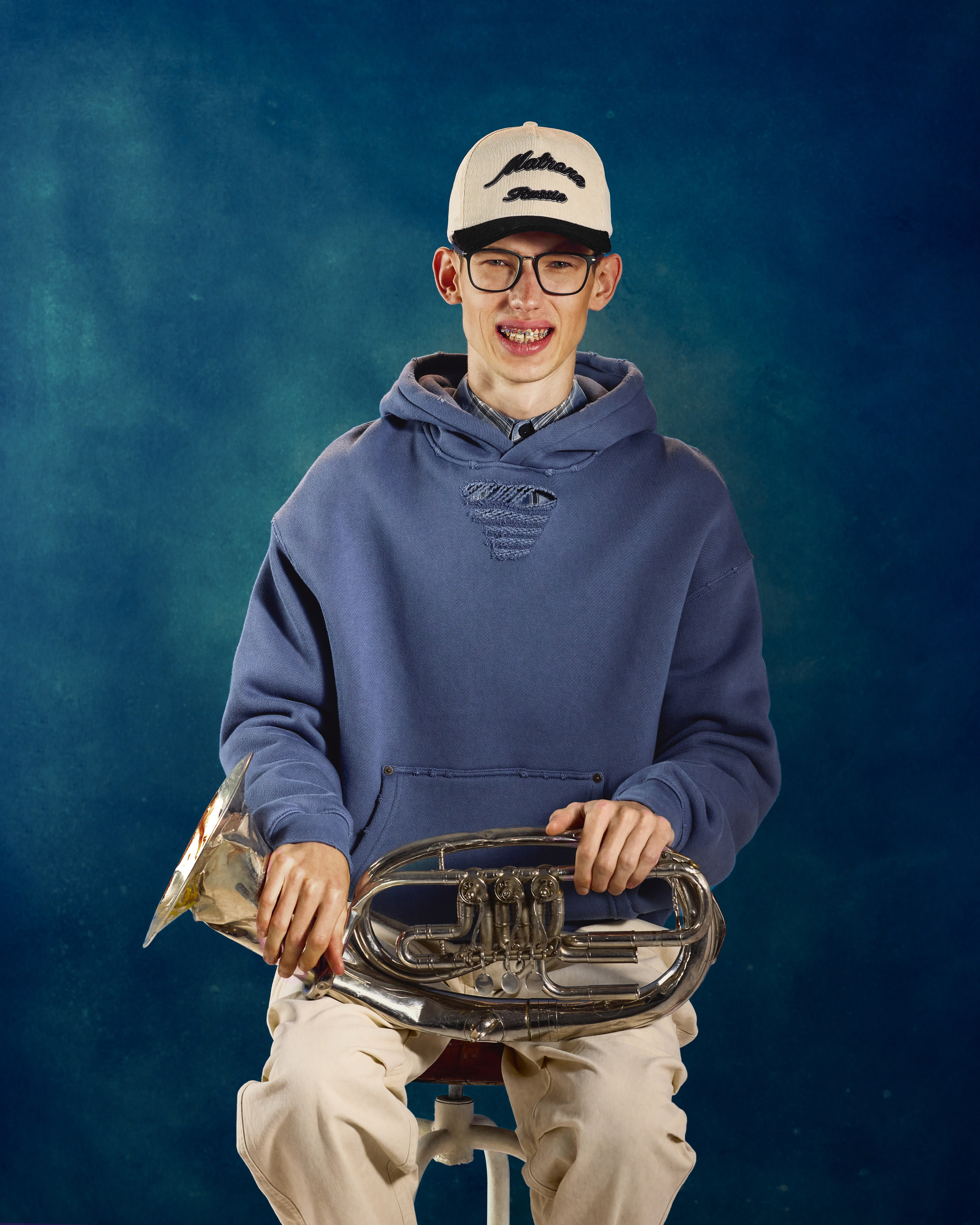 Matrona back to school. Святослав Лебедев | Рекламный фотограф — Коммерческая съемка, Арт-дирекшн, AI-интеграция