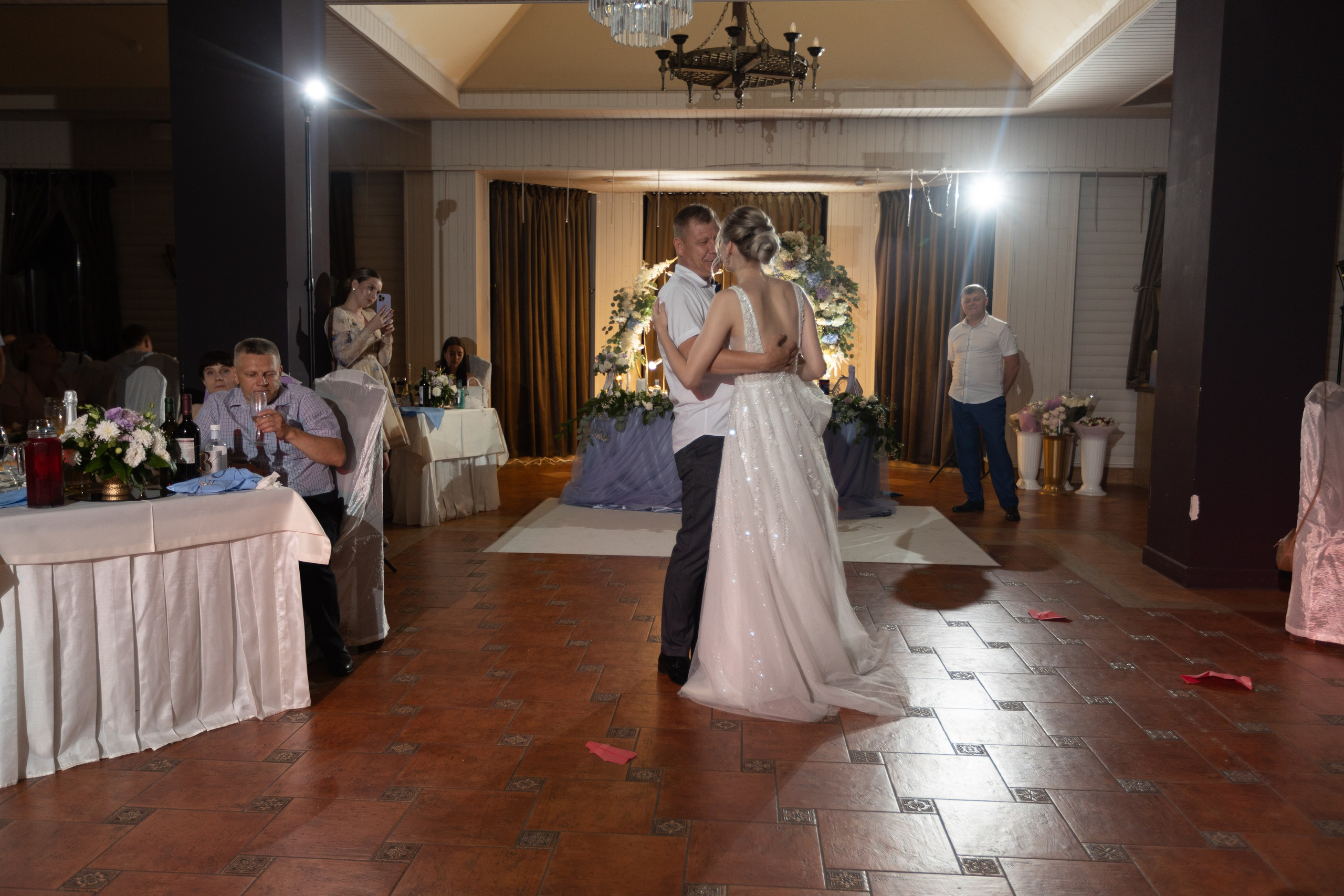 Е+В (Утро, ЗАГС, Luciano, Банкет). Профессиональная фотосъемка в Крыму. Натуральные эмоции и живые кадры. Забронируйте дату прямо сейчас!