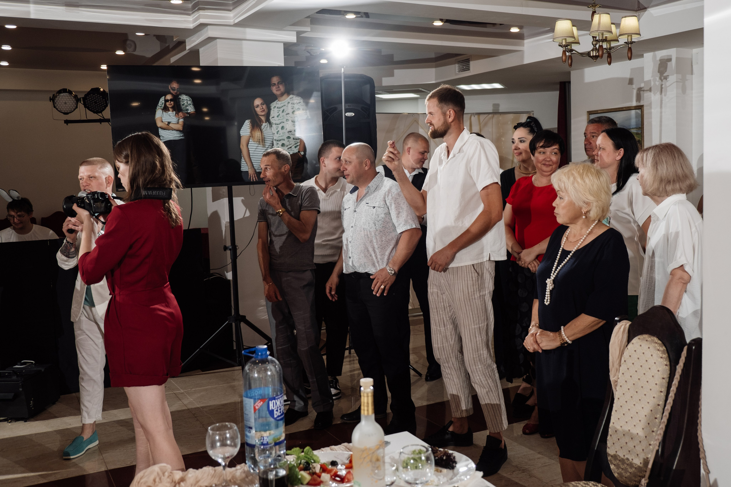 Свадебный ретопртаж. Профессиональная фотосъемка в Крыму. Натуральные эмоции и живые кадры. Забронируйте дату прямо сейчас!