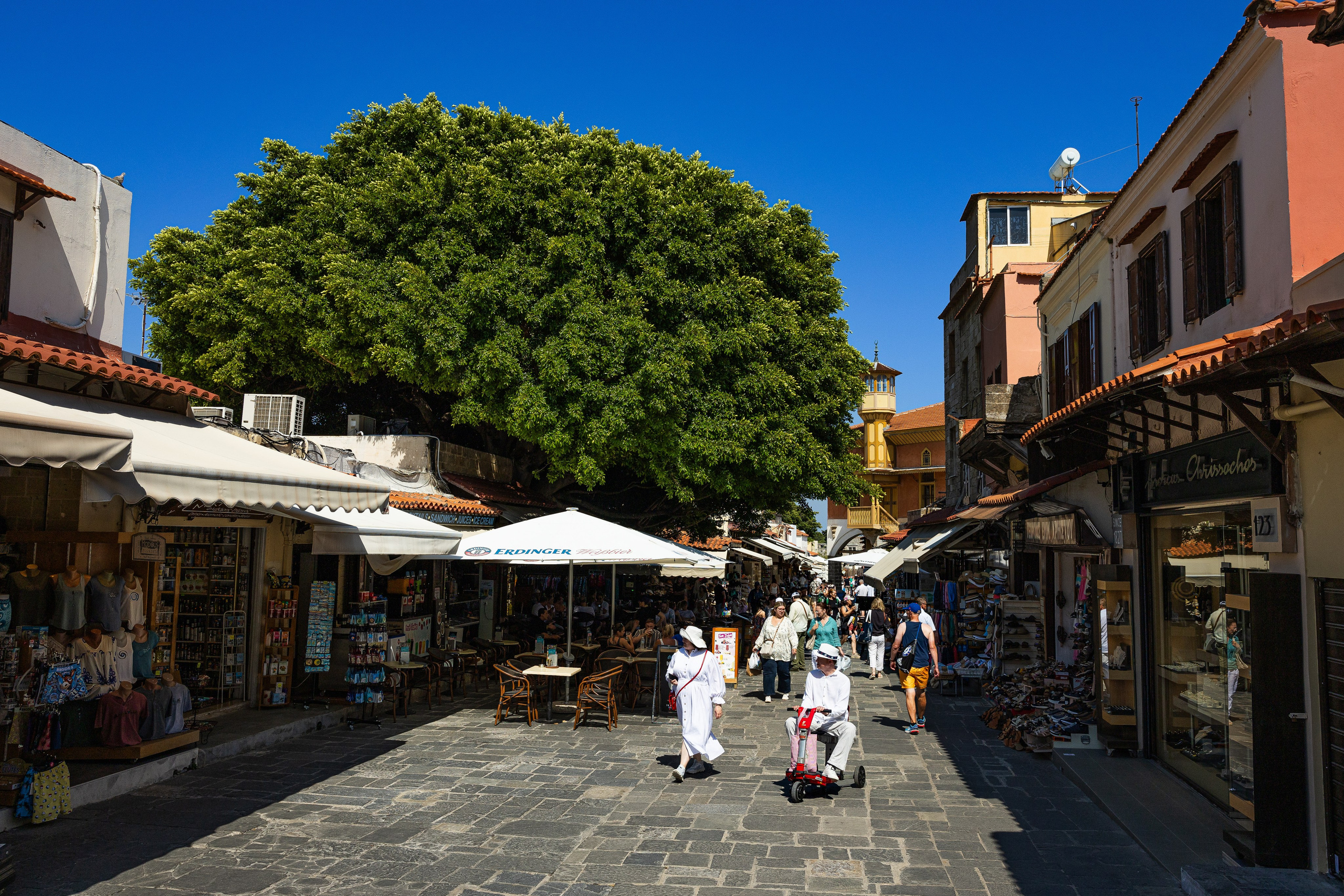 Родос. Фото департамент круизного лайнера Астория Гранде
